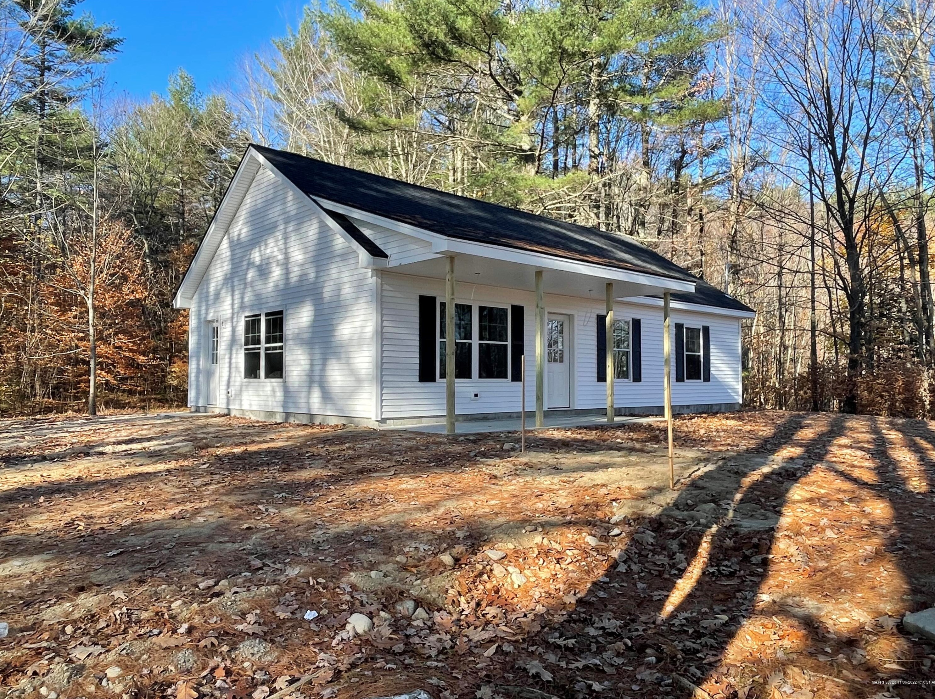 650 Cape Rd, Limington, ME 04049-3924
