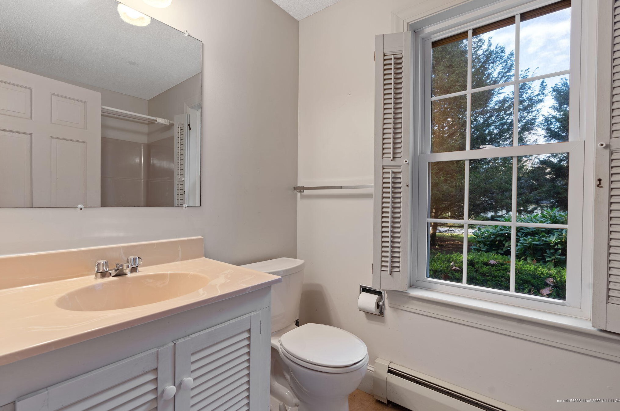 19 Bayview Ter, Saco ME  04072-1750 exterior