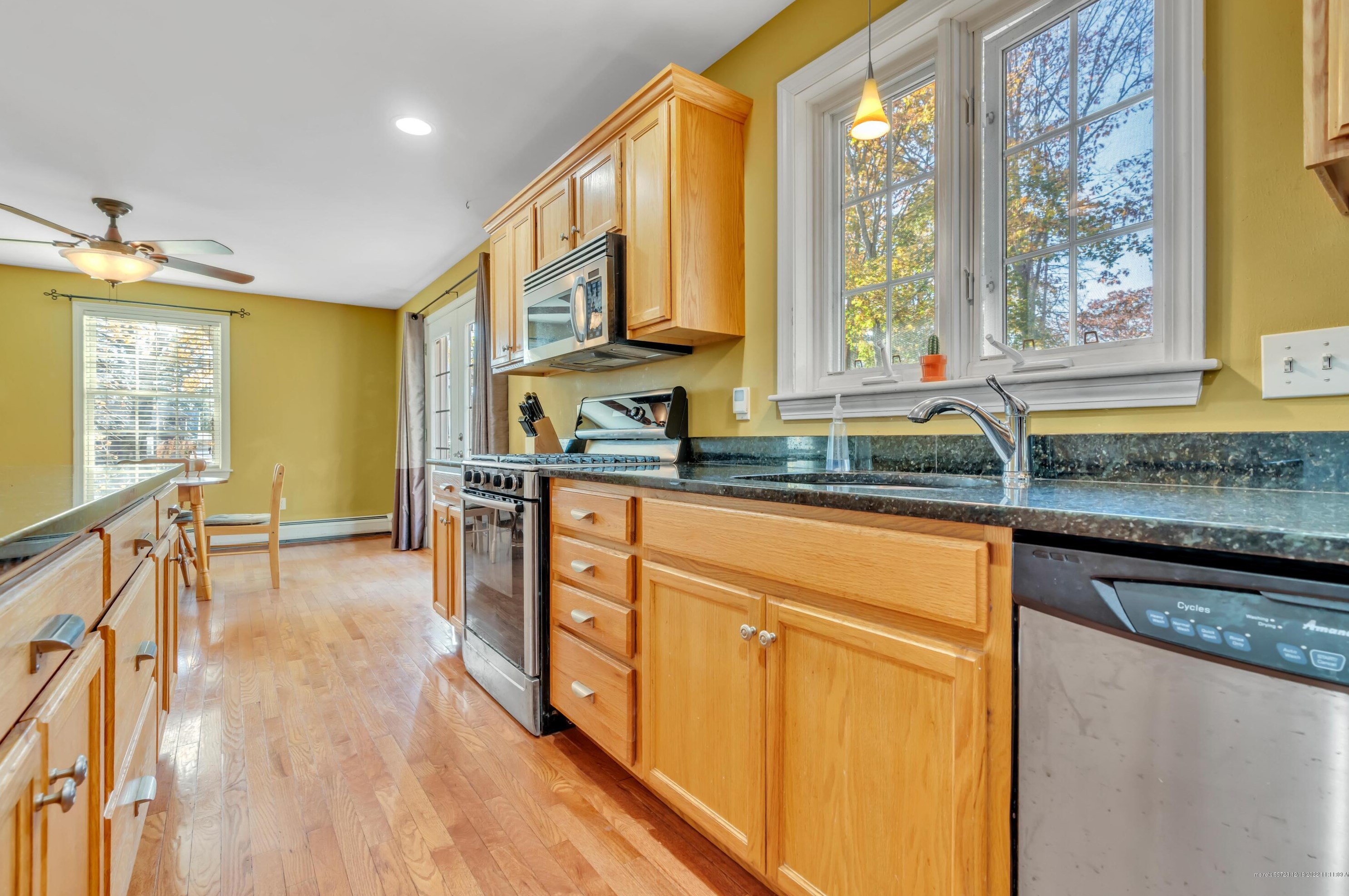 90 Thirlmere Ave, Portland ME  04106-5341 exterior