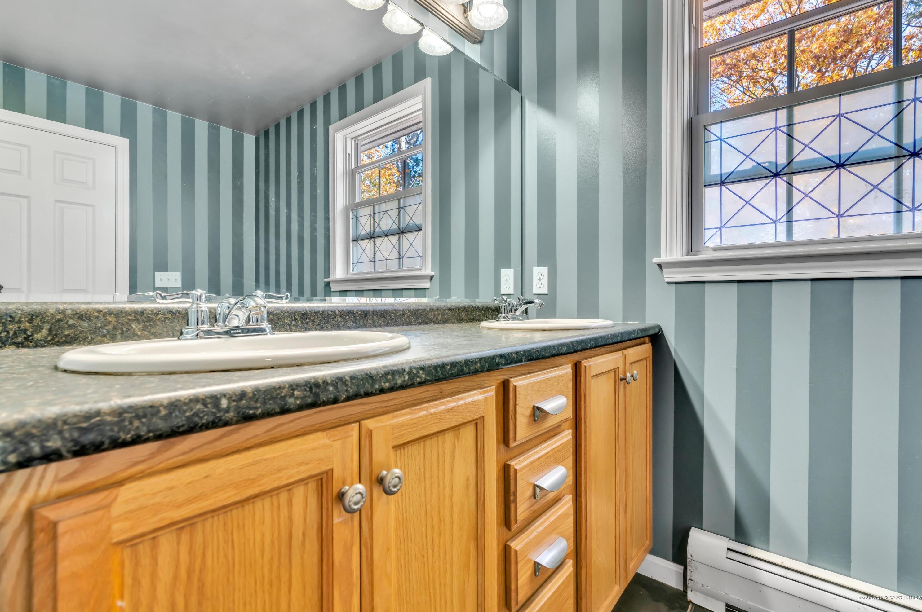 90 Thirlmere Ave, Portland ME  04106-5341 exterior