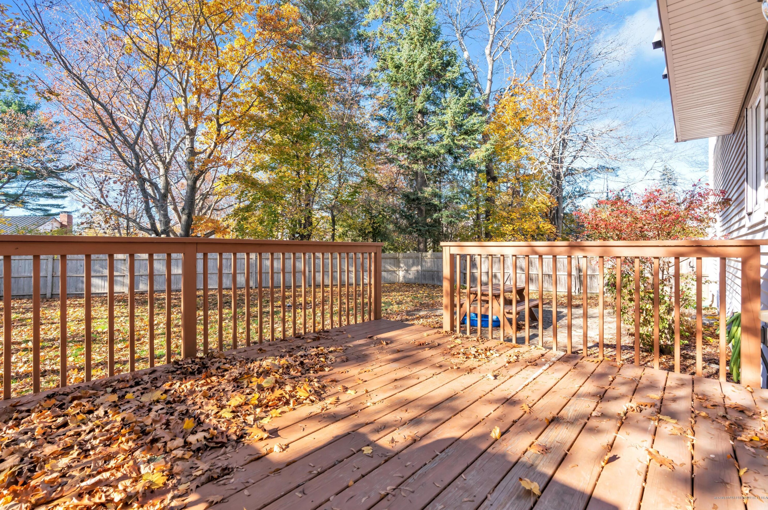 90 Thirlmere Ave, Portland ME  04106-5341 exterior