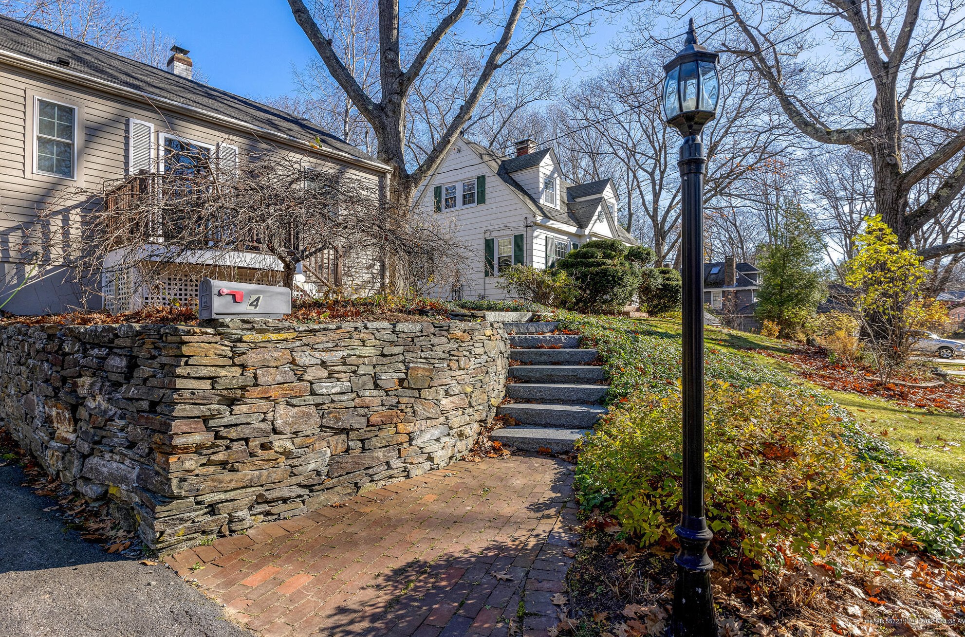 4 Hermit Thrush Rd, Portland, ME 04107-1401