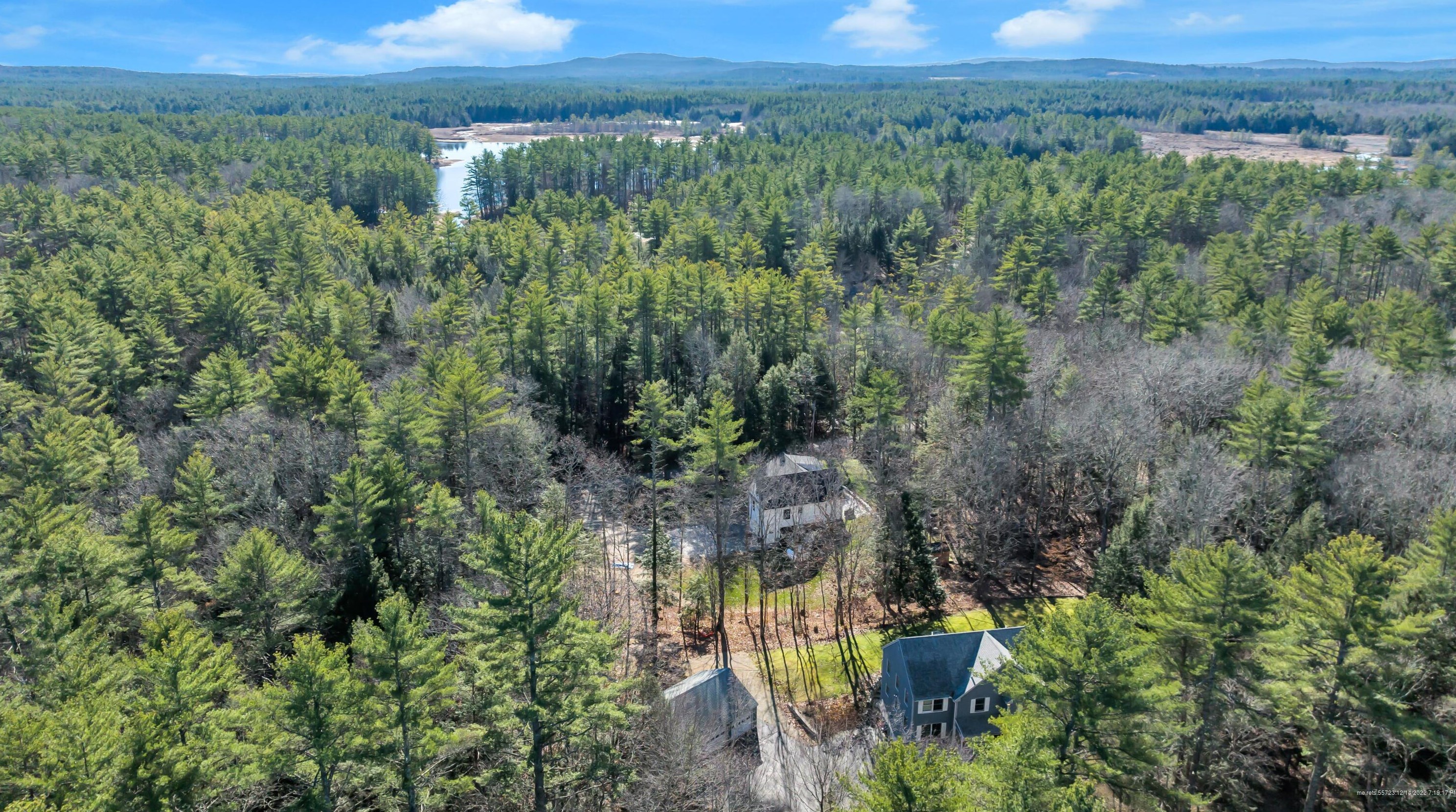 7 Cedar Cir, Limerick ME  04048-3831 exterior