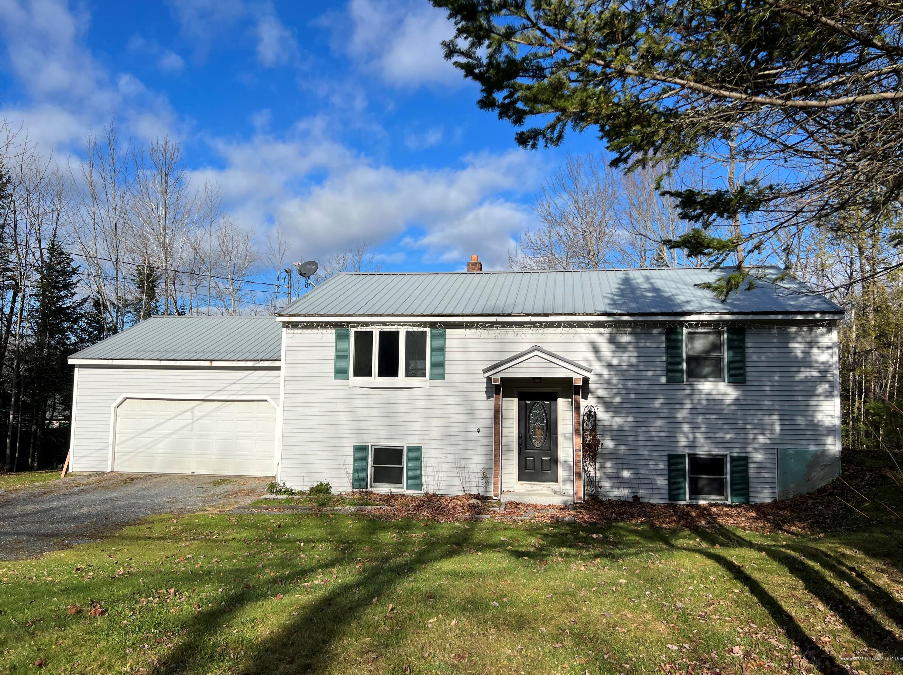 125 Phillips Rd, Bangor, ME 04401