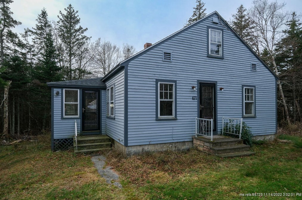 671 Sunset Rd, Deer Isle, ME 04627