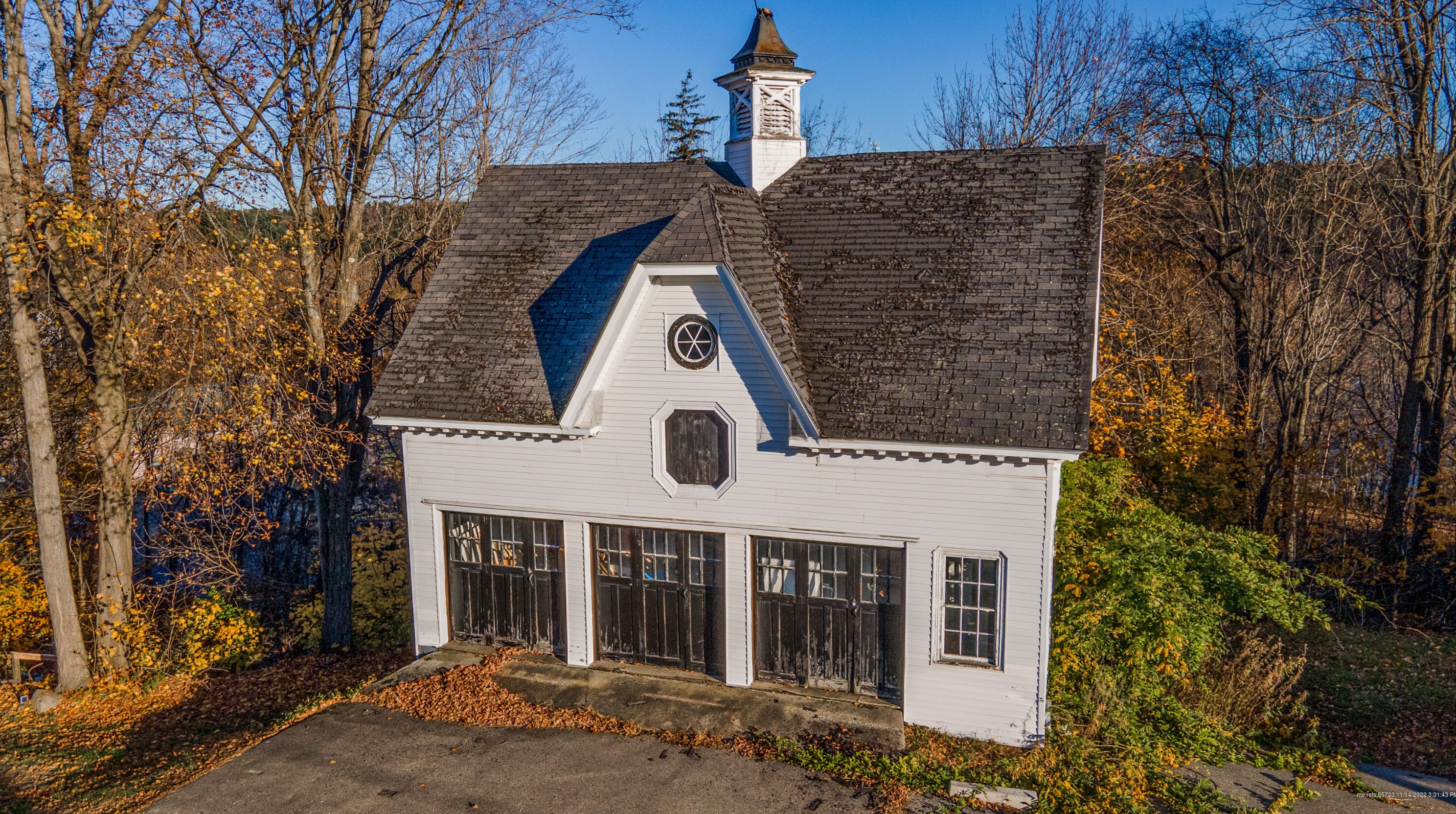 68 2nd St, Hallowell, ME 04347