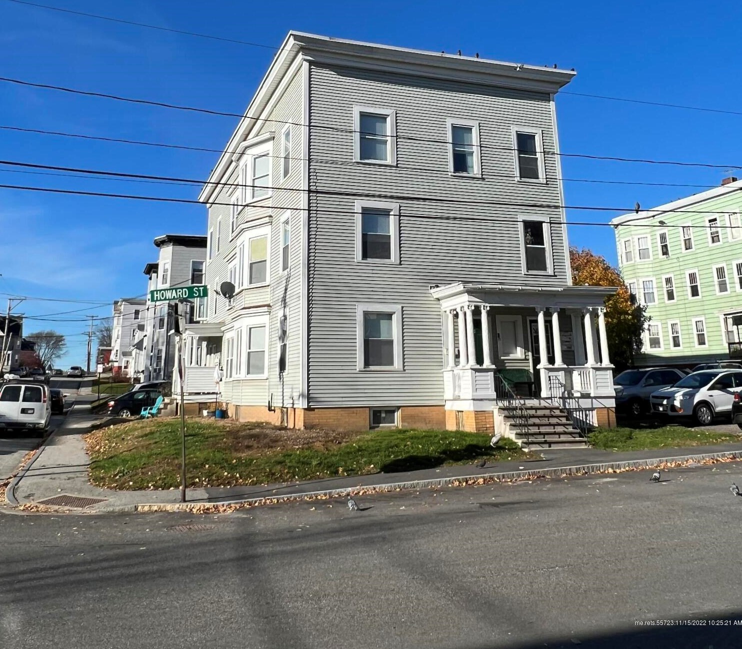 33 Howard St, Lewiston, ME 04240