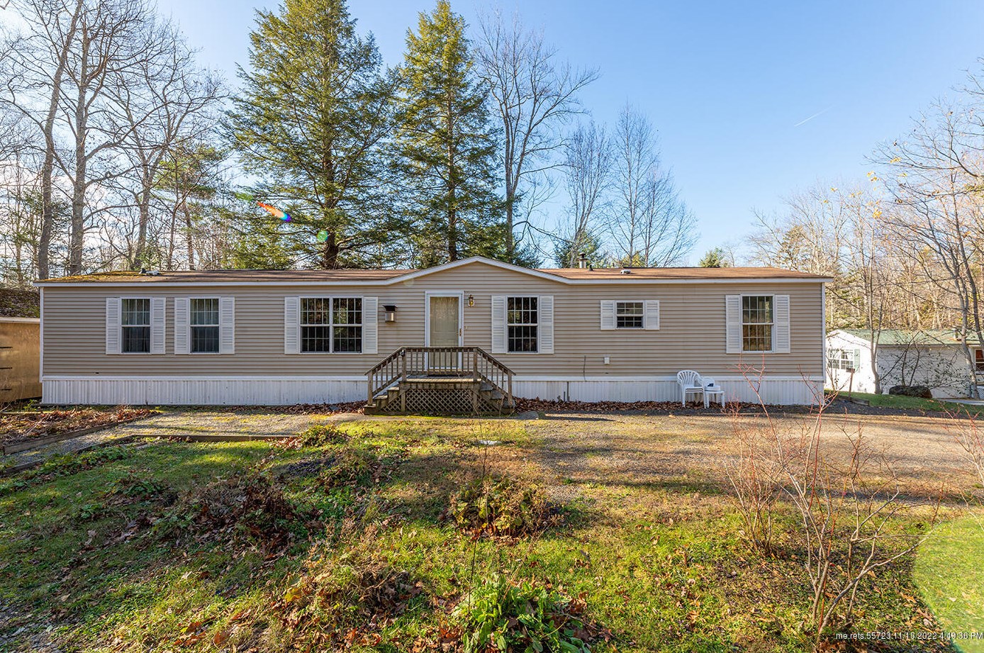 49 Mountainside Pk, Camden, ME 04843