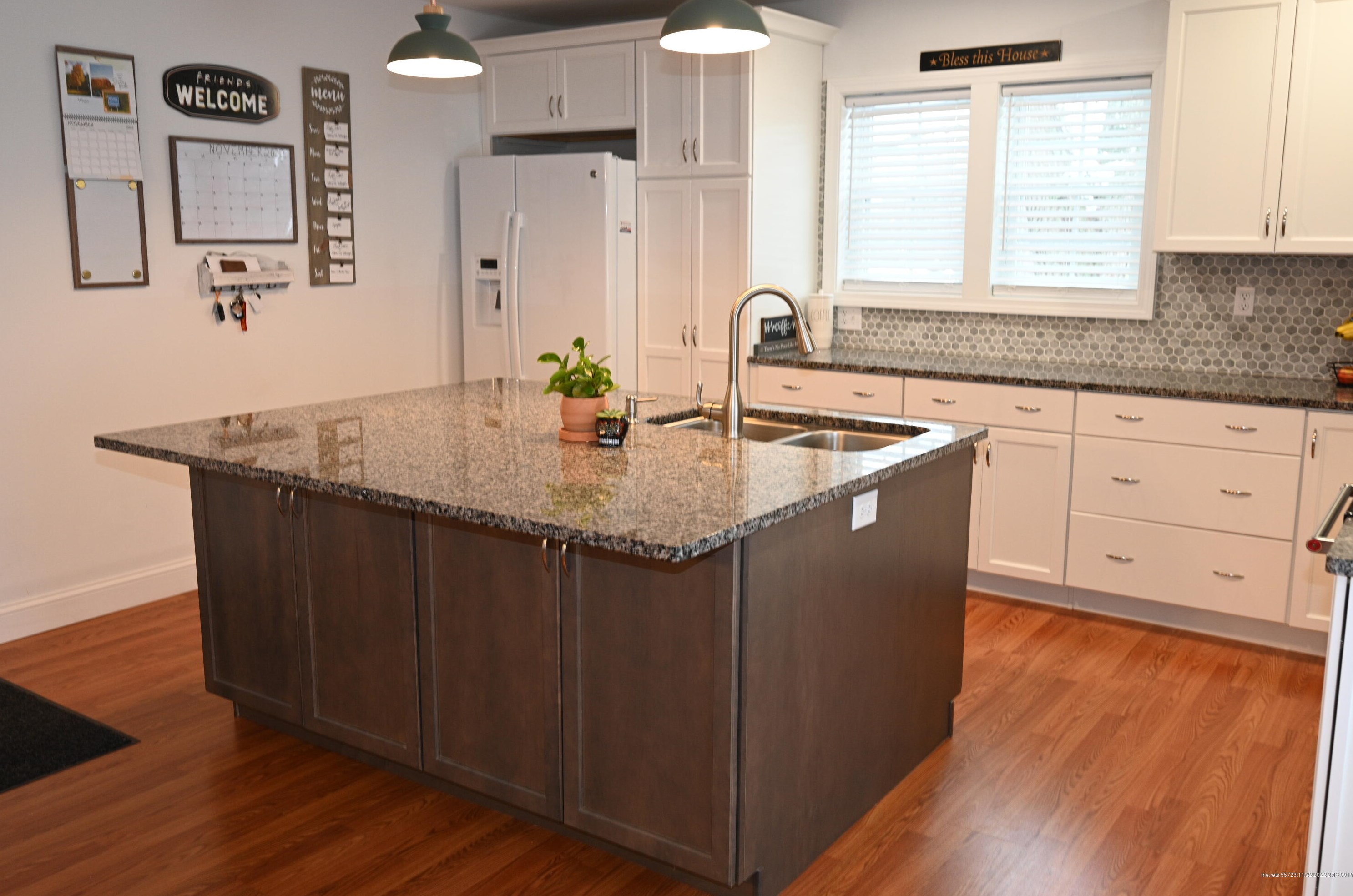 819 Brunswick Ave, Pittston ME  04345-6219 exterior