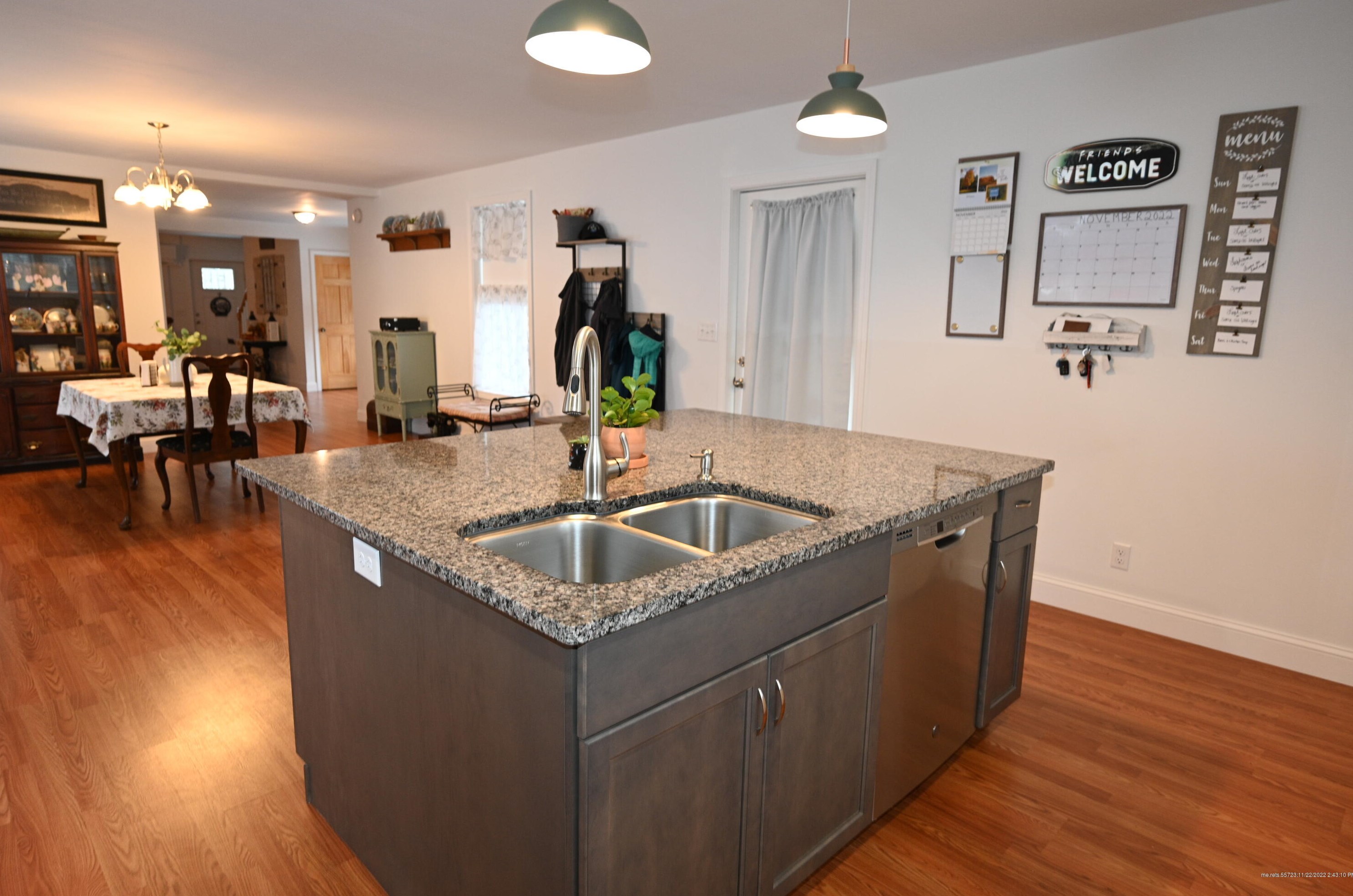 819 Brunswick Ave, Pittston ME  04345-6219 exterior