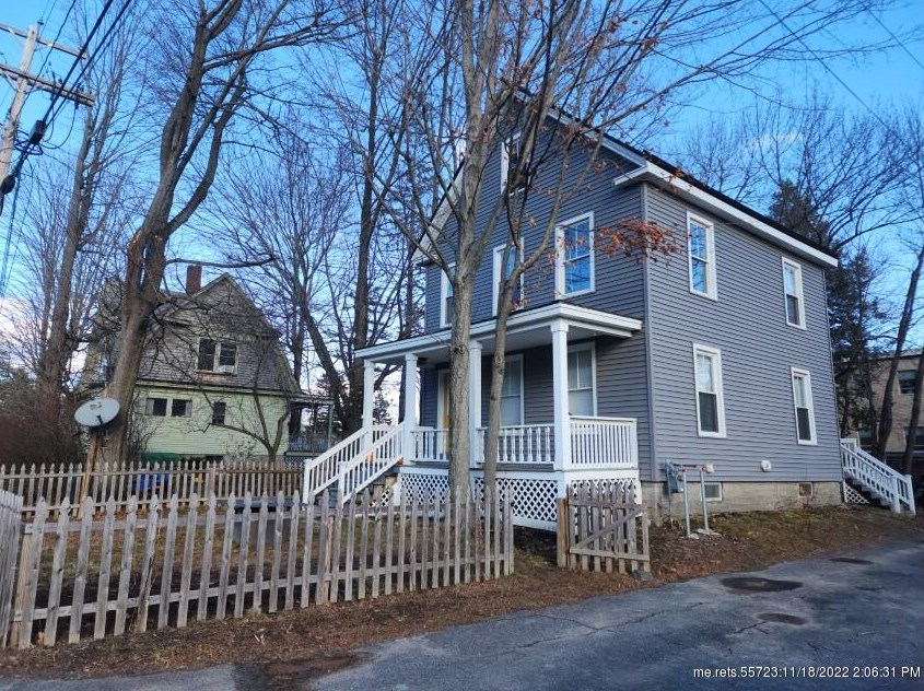 5 Columbia St, Augusta, ME 04330