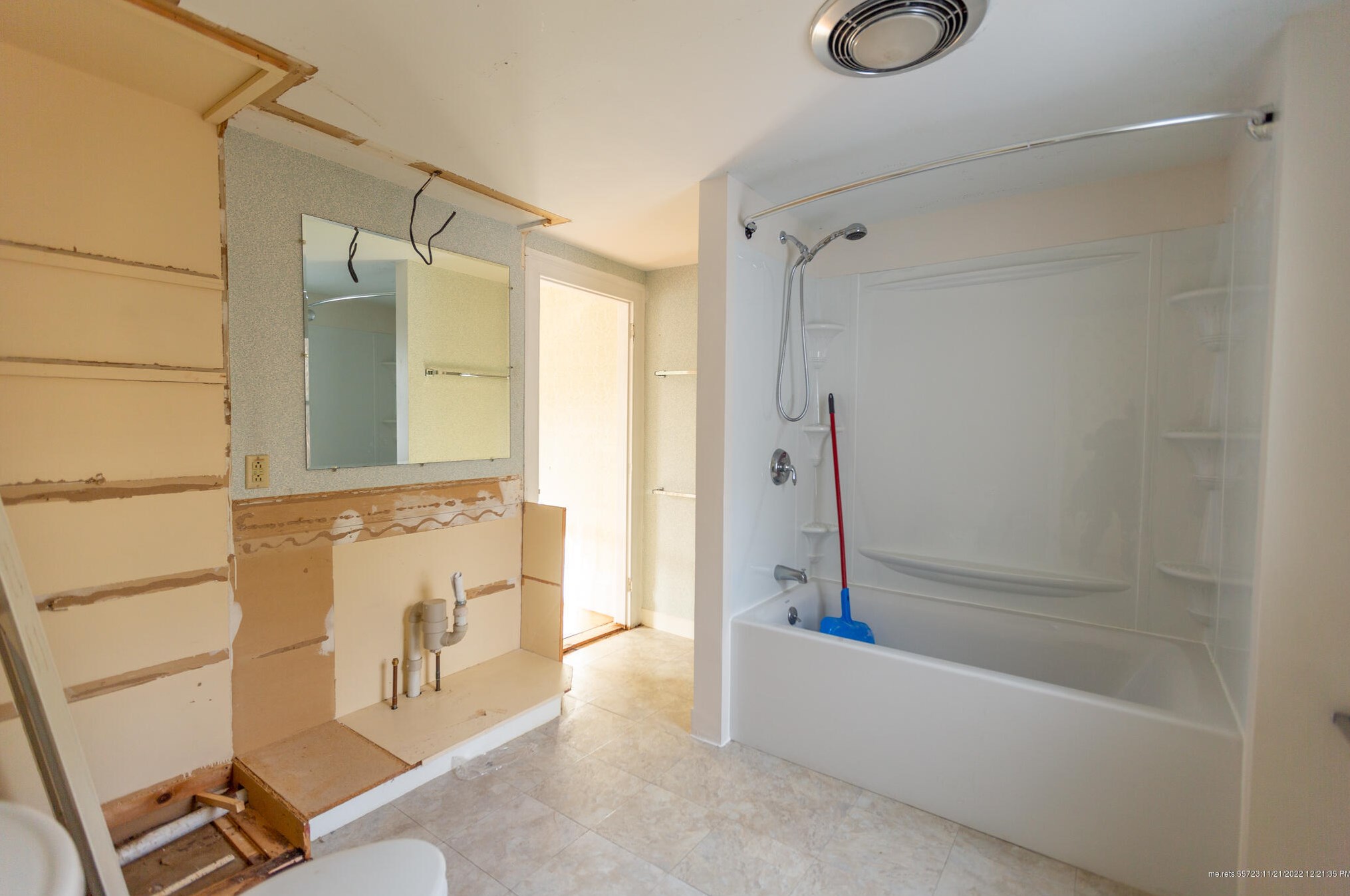 259 Falmouth Rd, Portland ME  04105-2064 exterior