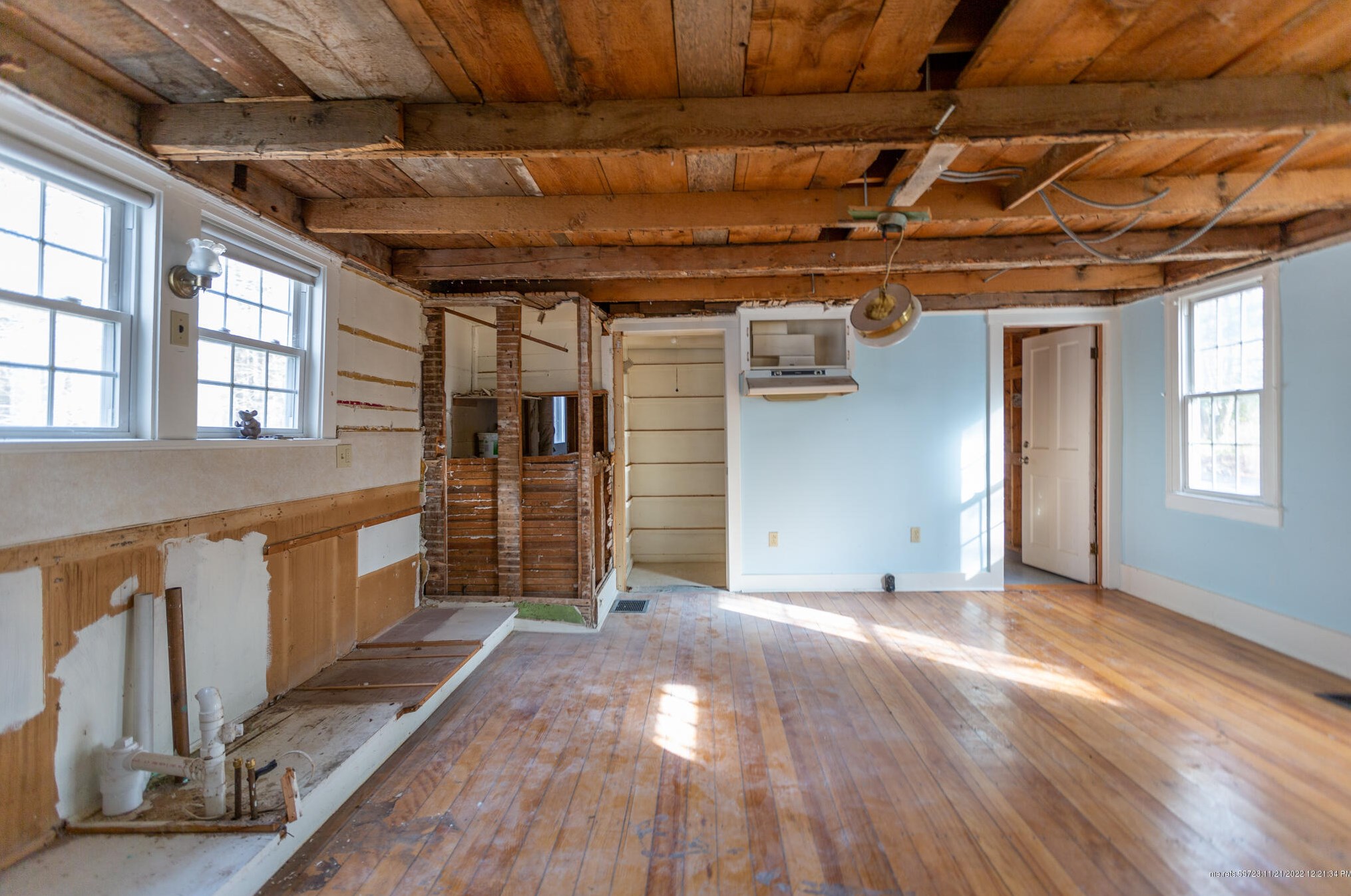 259 Falmouth Rd, Portland ME  04105-2064 exterior