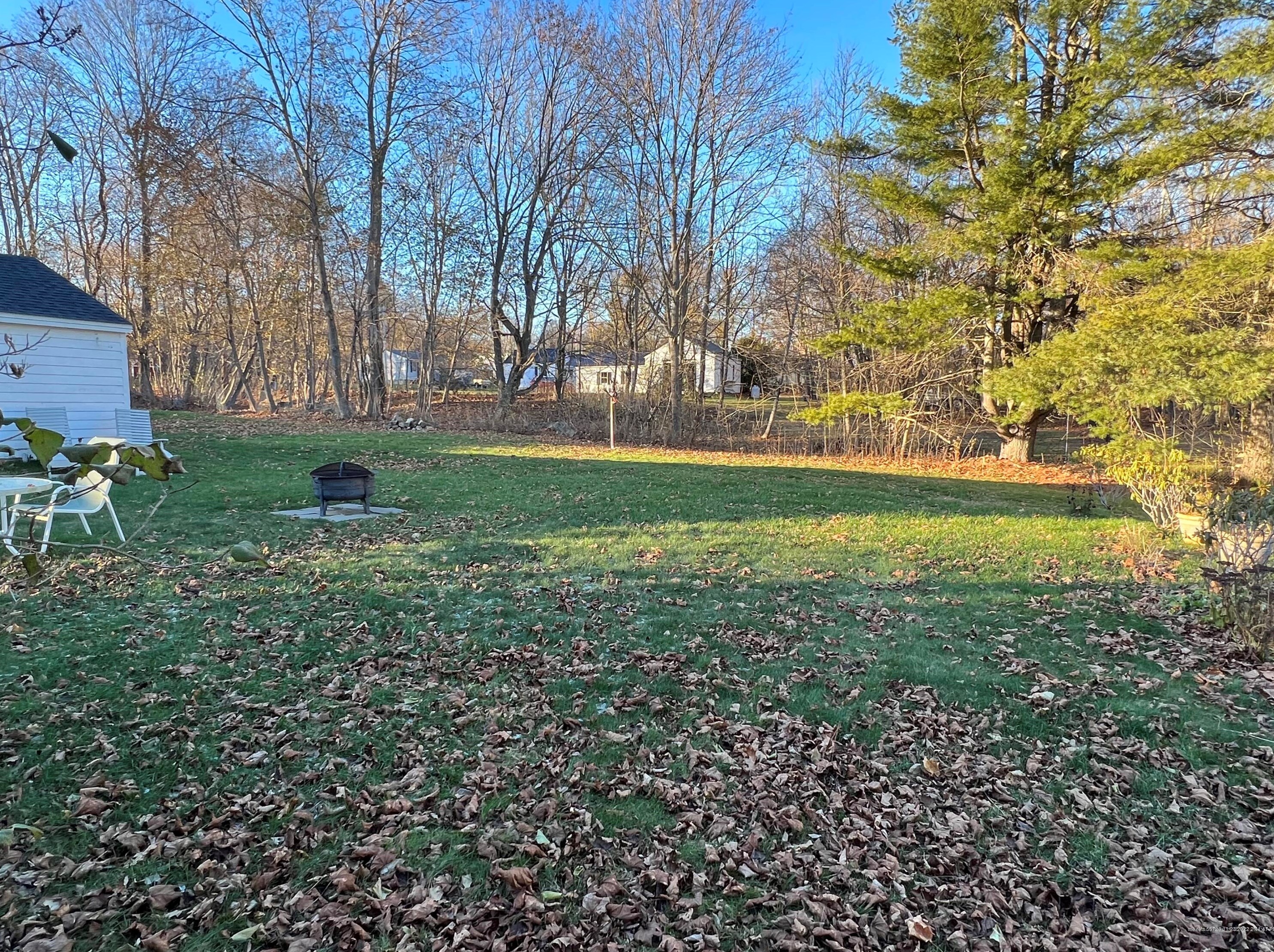 40 Pleasant St, Newburgh ME  04444-1217 exterior