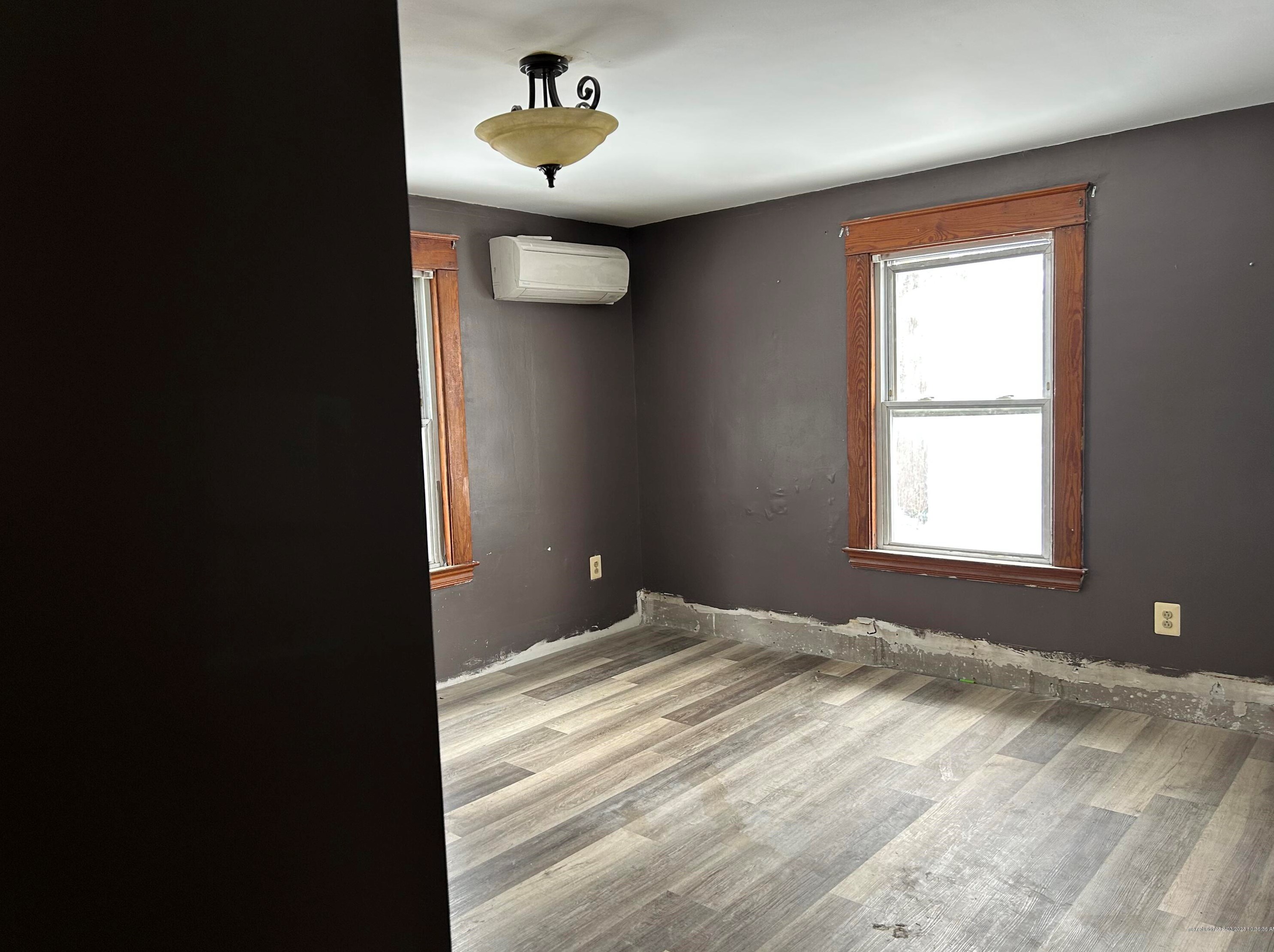 11 Donald St, Waterville ME  04901-5627 exterior