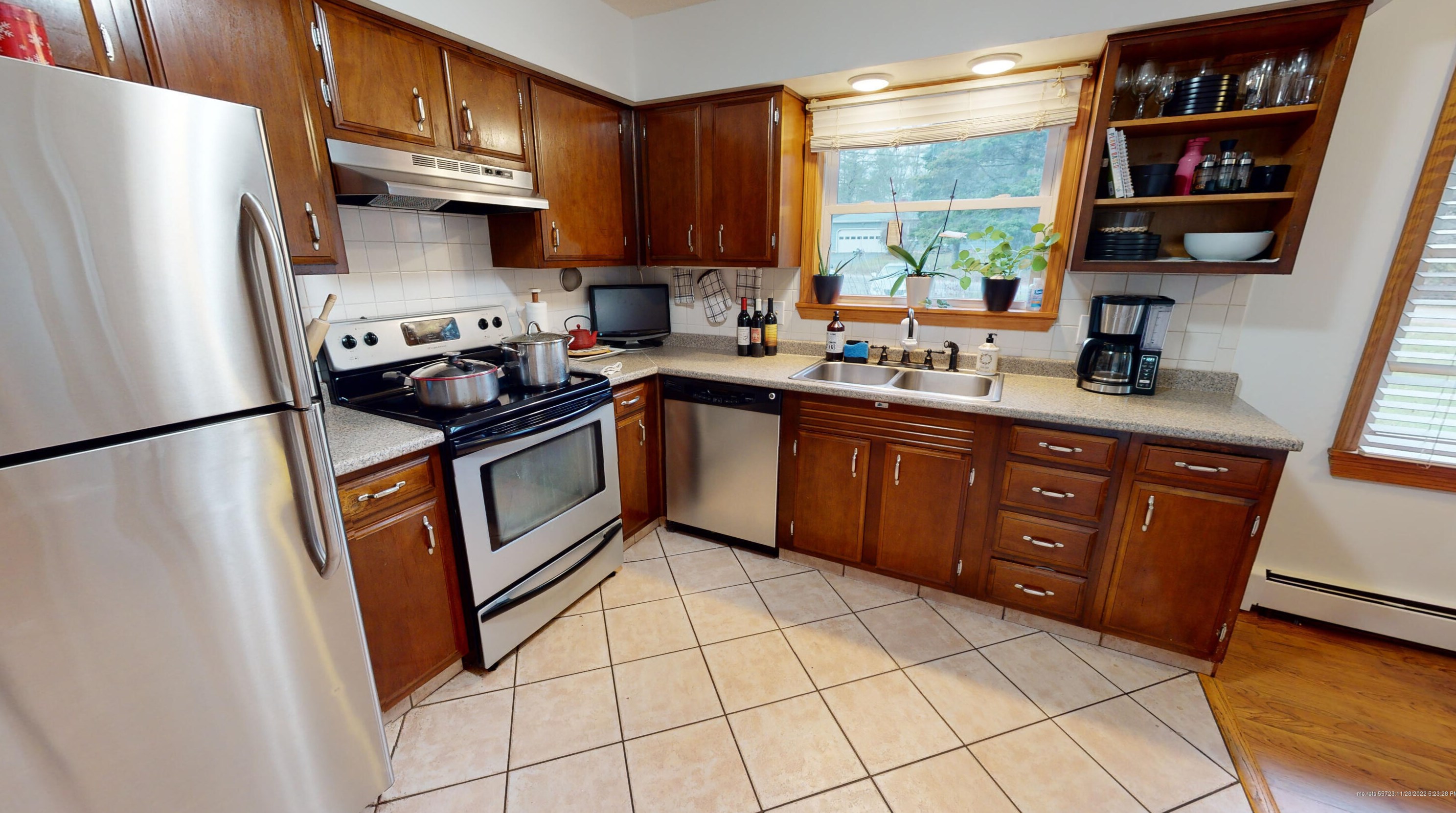 40 Fairwind Dr, Orrington, ME 04474