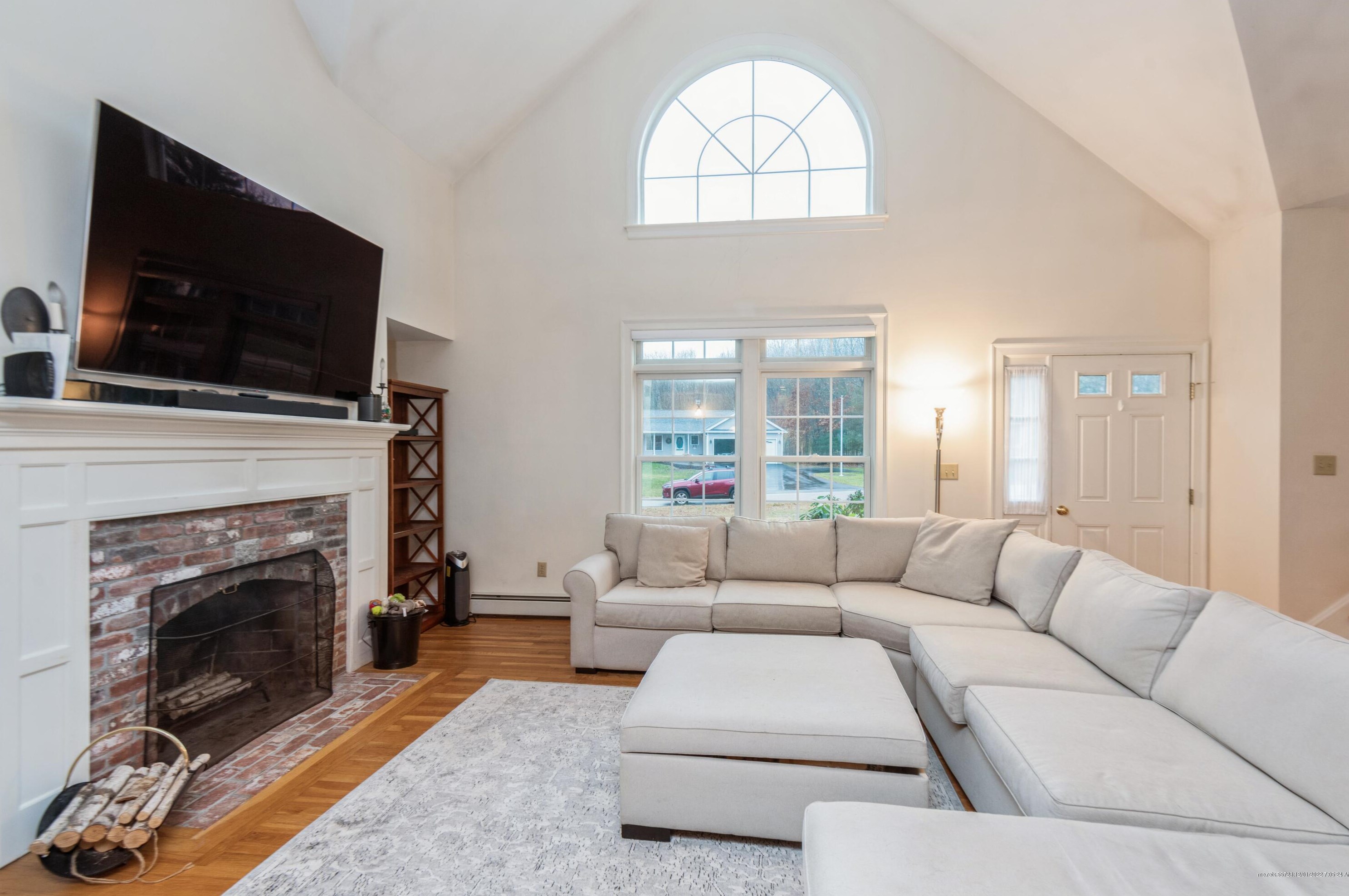 3 Woodland Dr, Waterboro, ME 04087