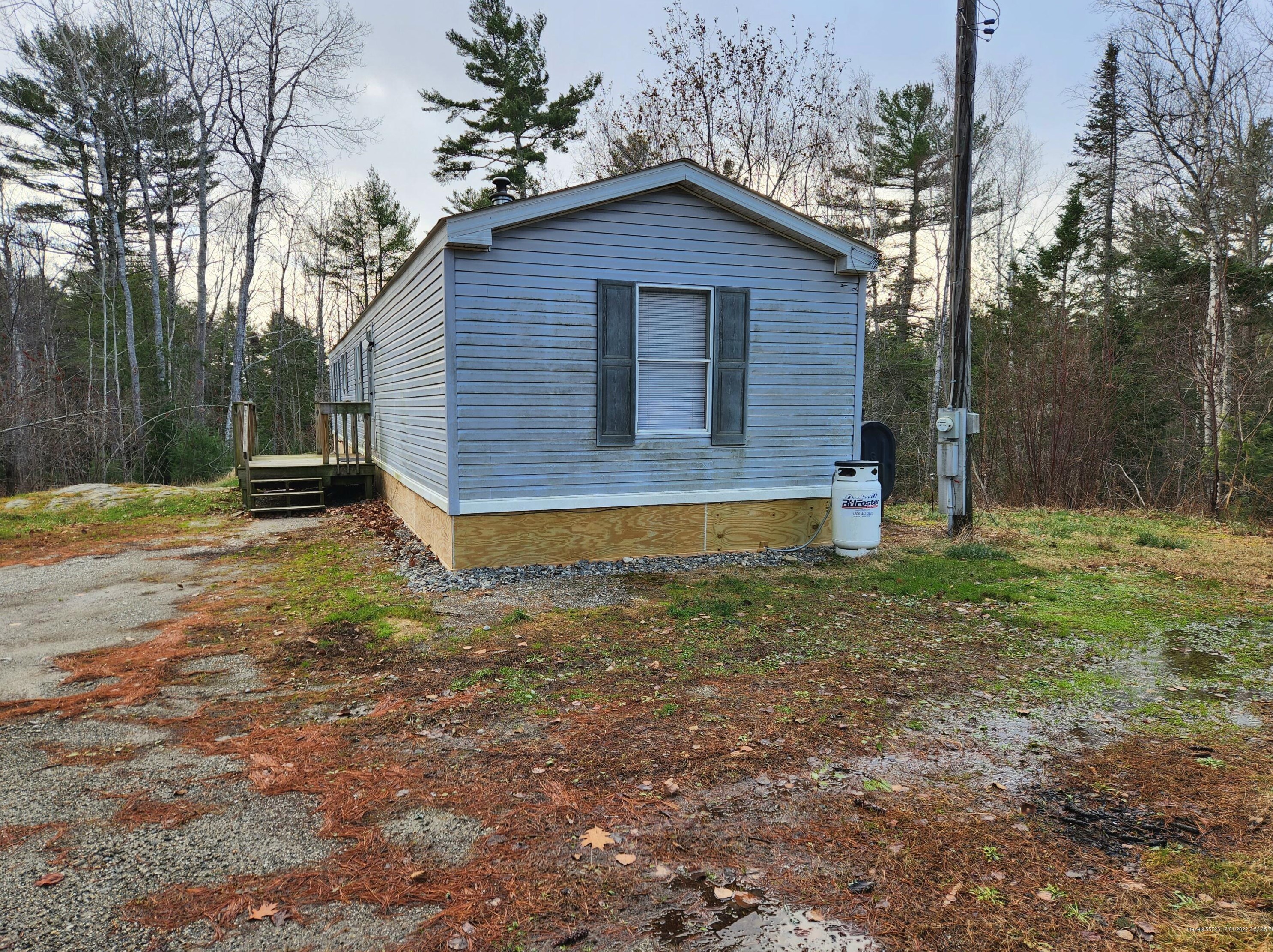 194 Millvale Rd, Verona Island, ME 04416