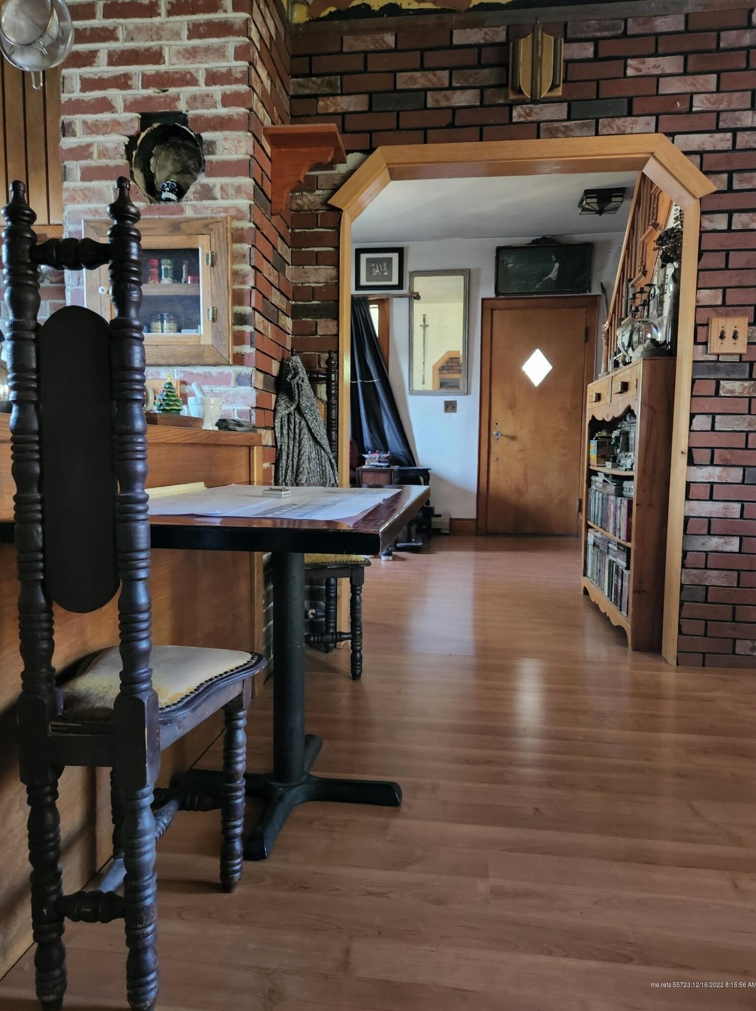106 Pierce St, Westbrook ME 04092-2333 exterior