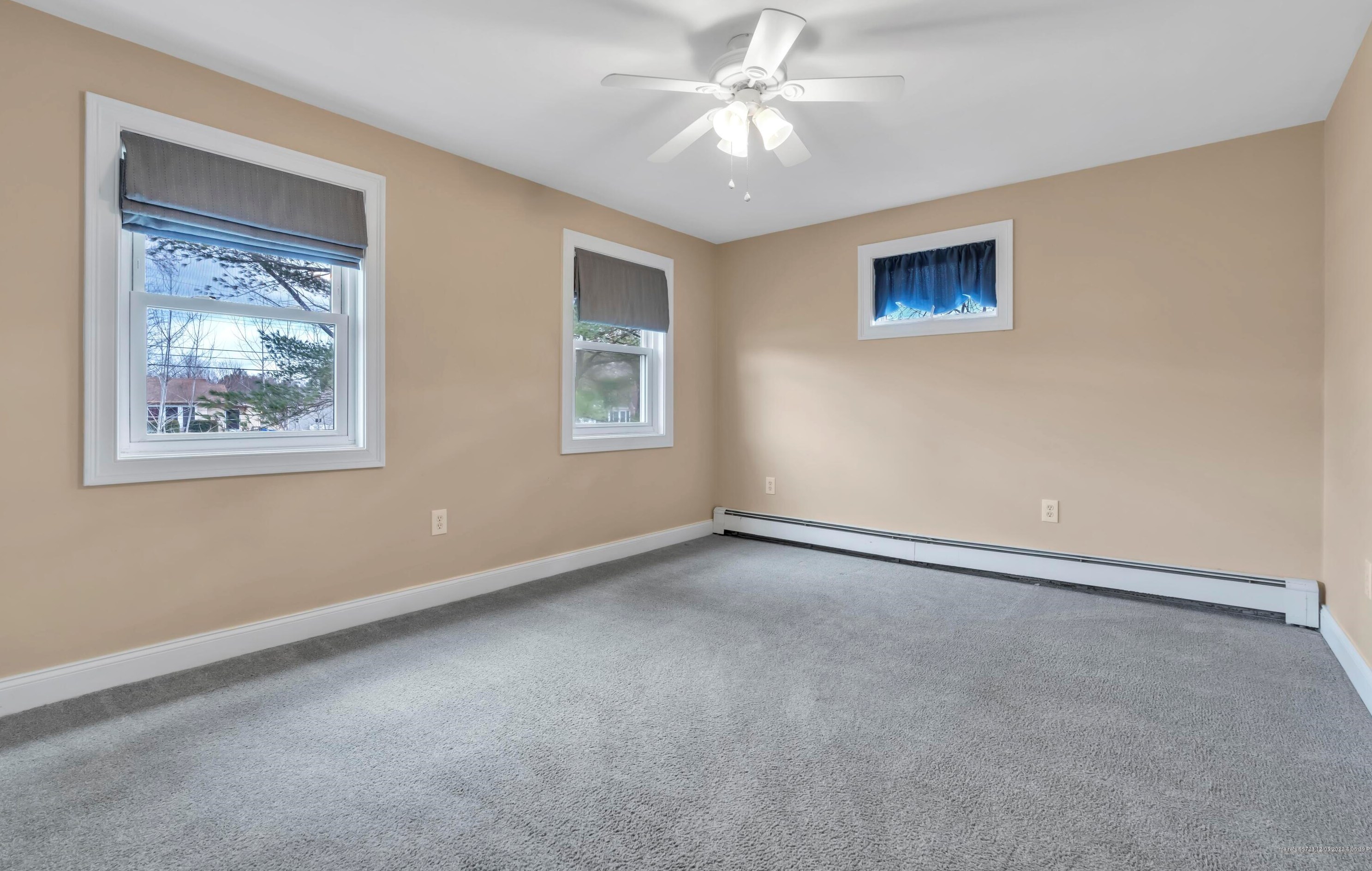 126 Main St, Windham ME 04062-4225 exterior