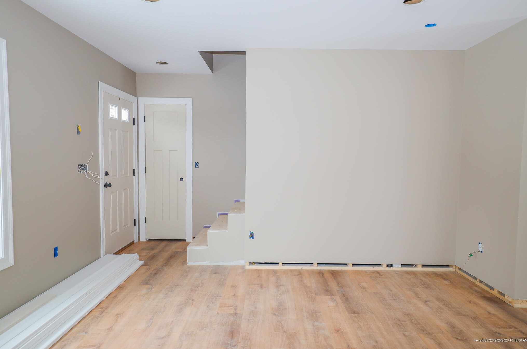 01 Summit Dr, Canton ME  04221-3164 exterior