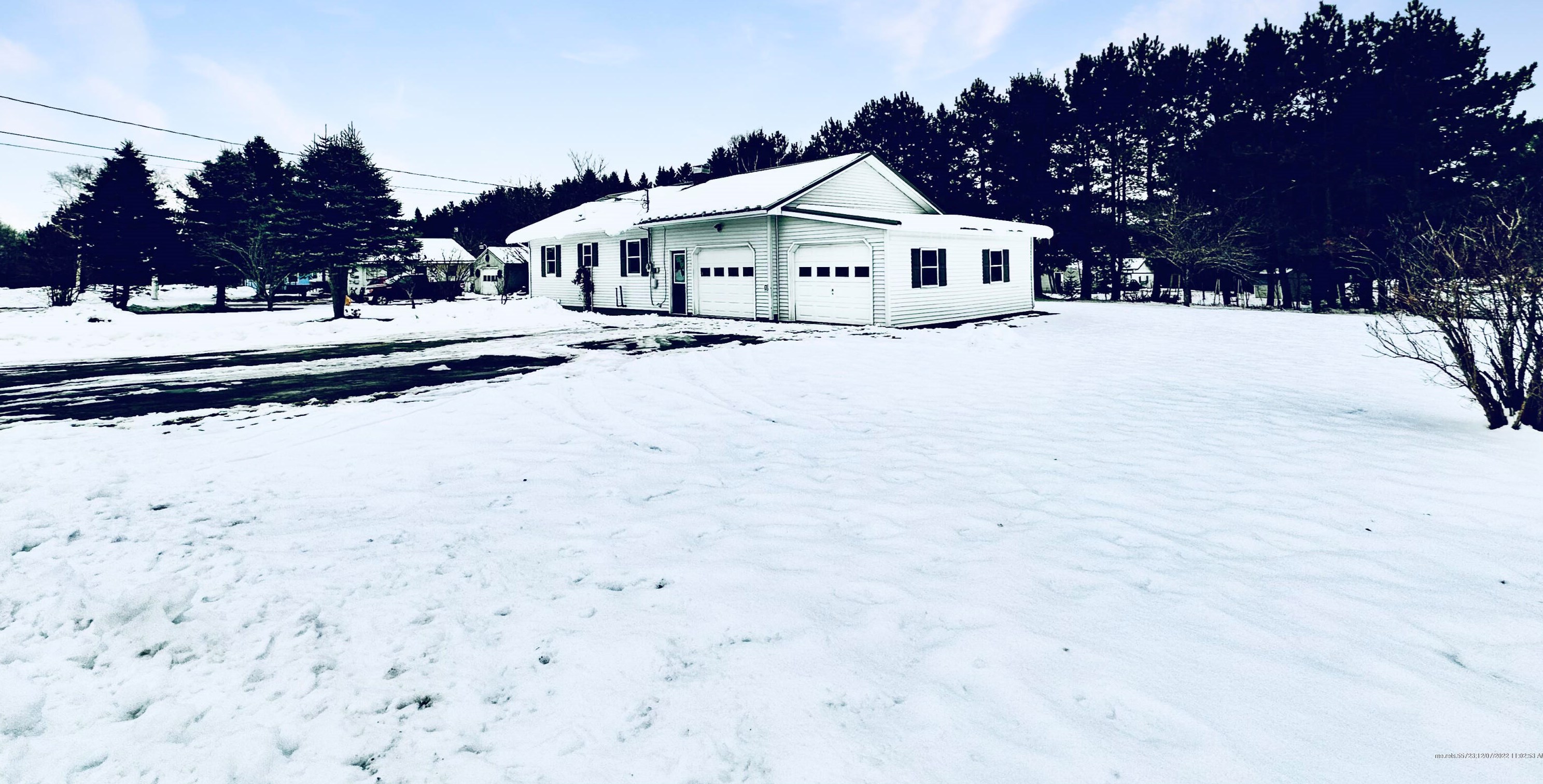 25 Fords Ln, Mapleton, ME 04757