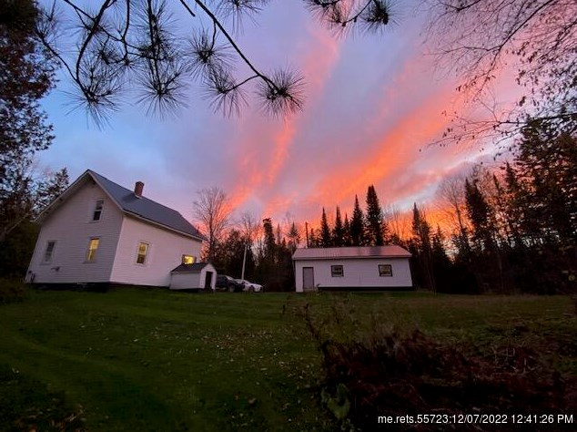 226 Foxcroft Rd, Houlton, ME 04730