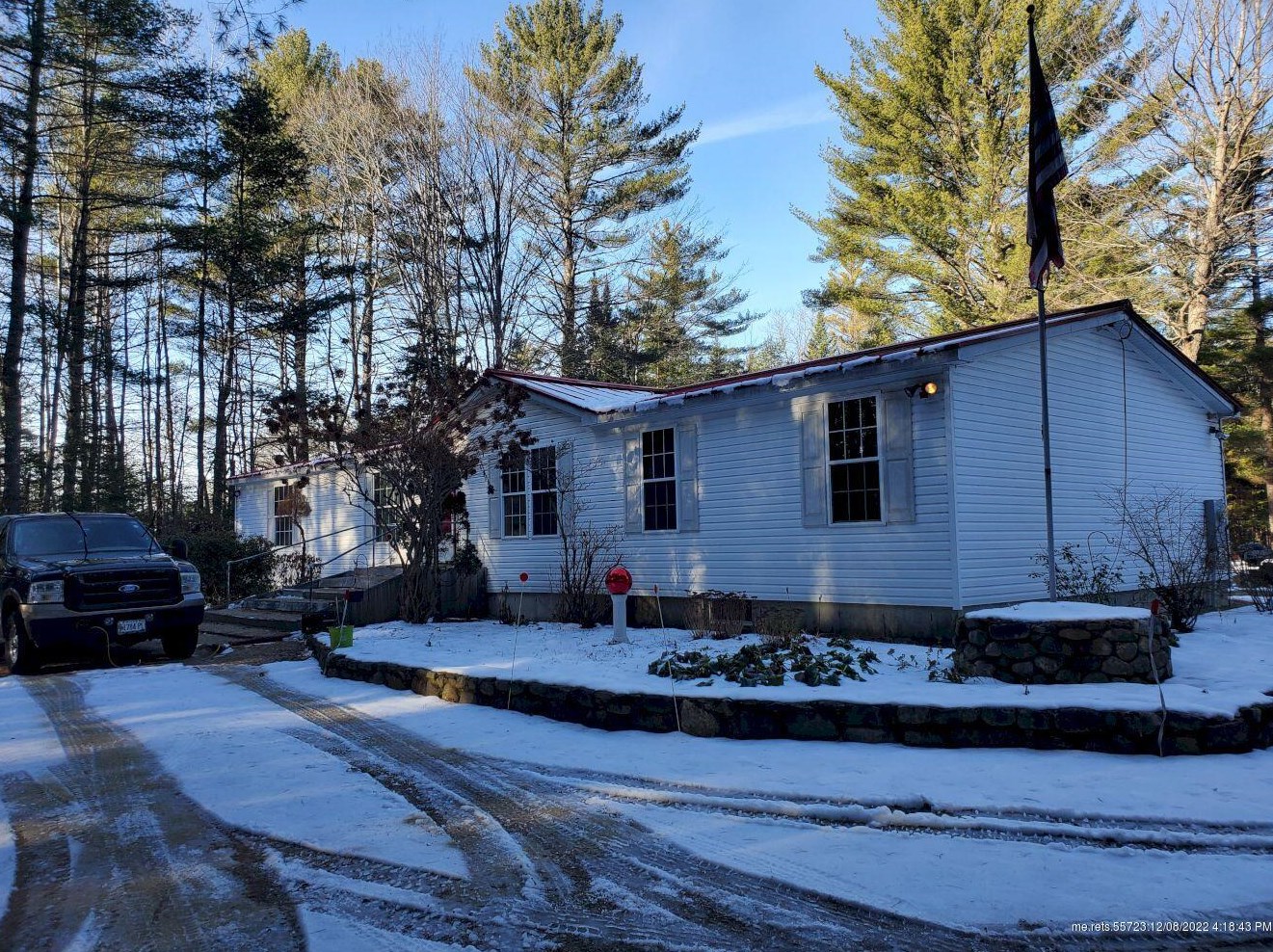 621 New Portland Rd, Embden, ME 04958