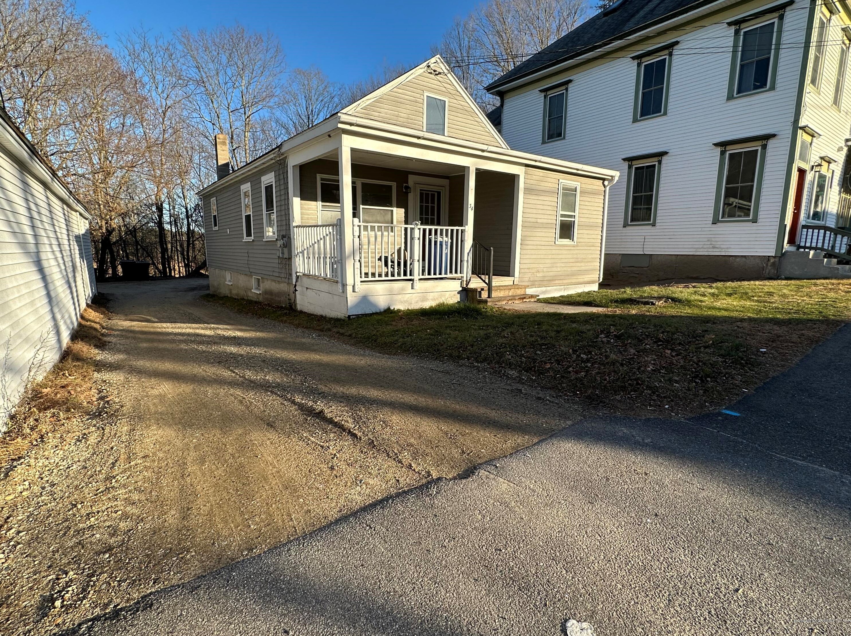 34 Main St, Limerick, ME 04048-3534
