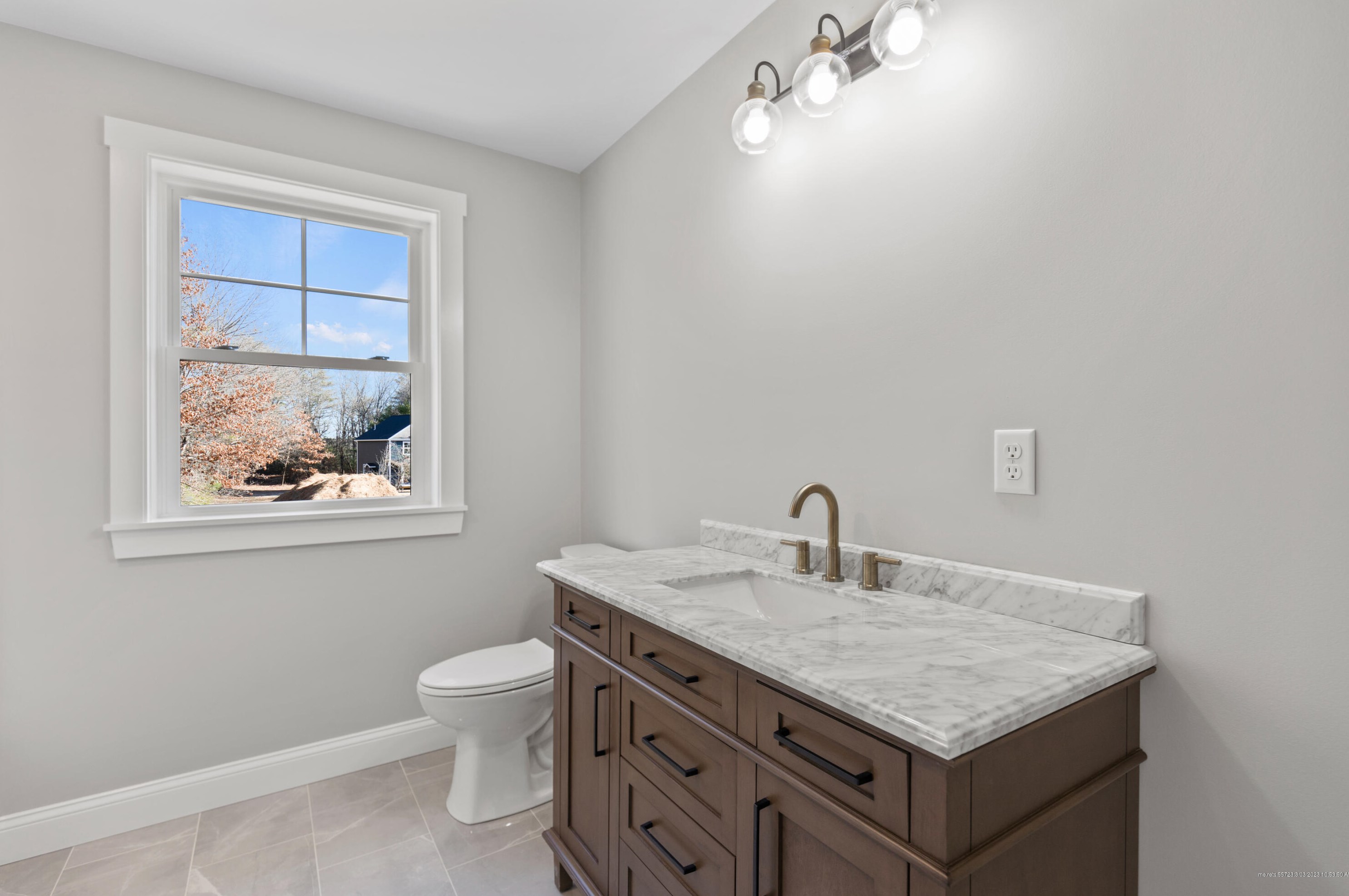 7 Ward Rd, Windham ME  04062-6910 exterior