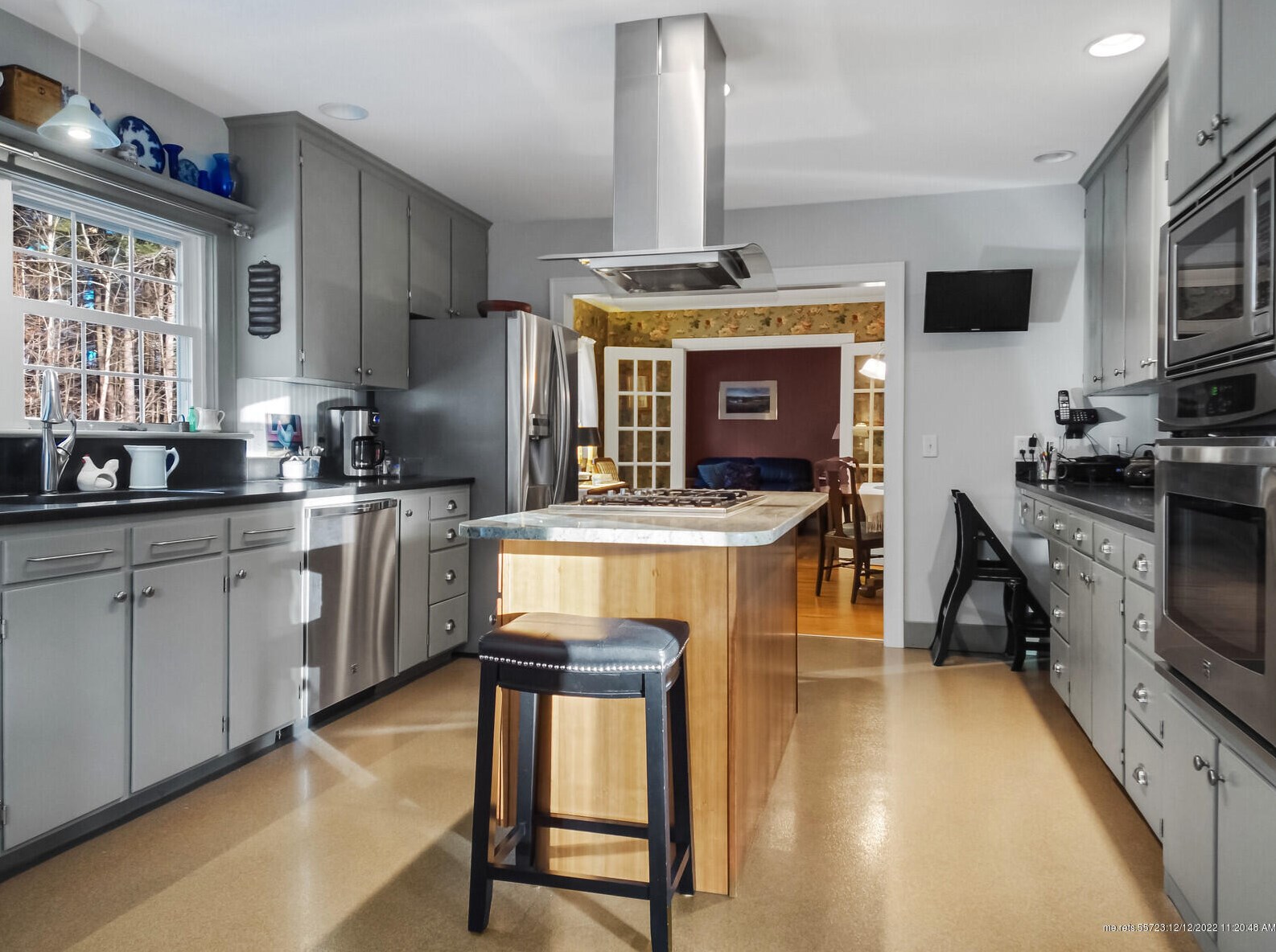 83 Fairview Ave, Augusta, ME 04330