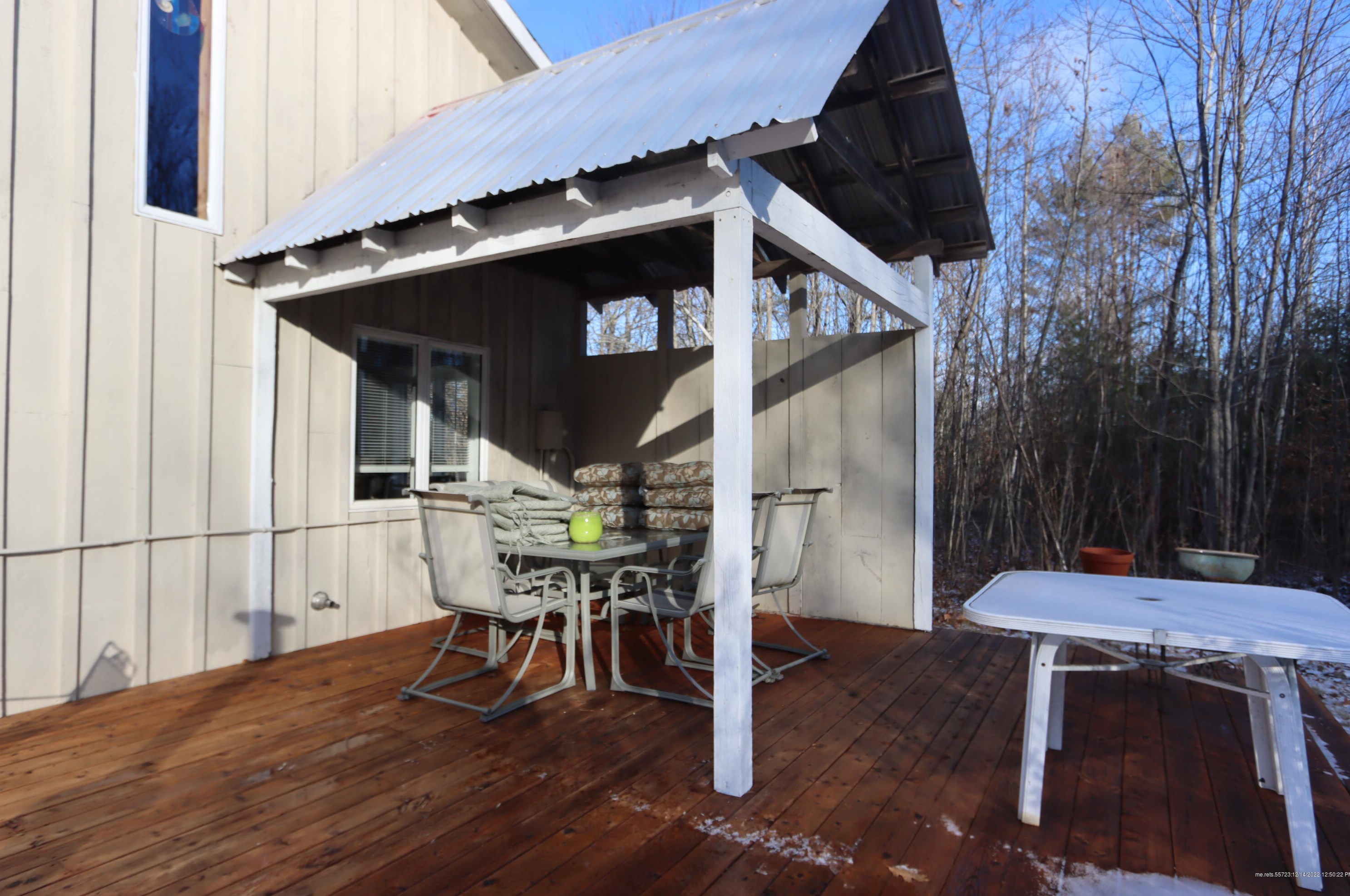 14 Rioux Dr, Leeds ME  04263-3943 exterior