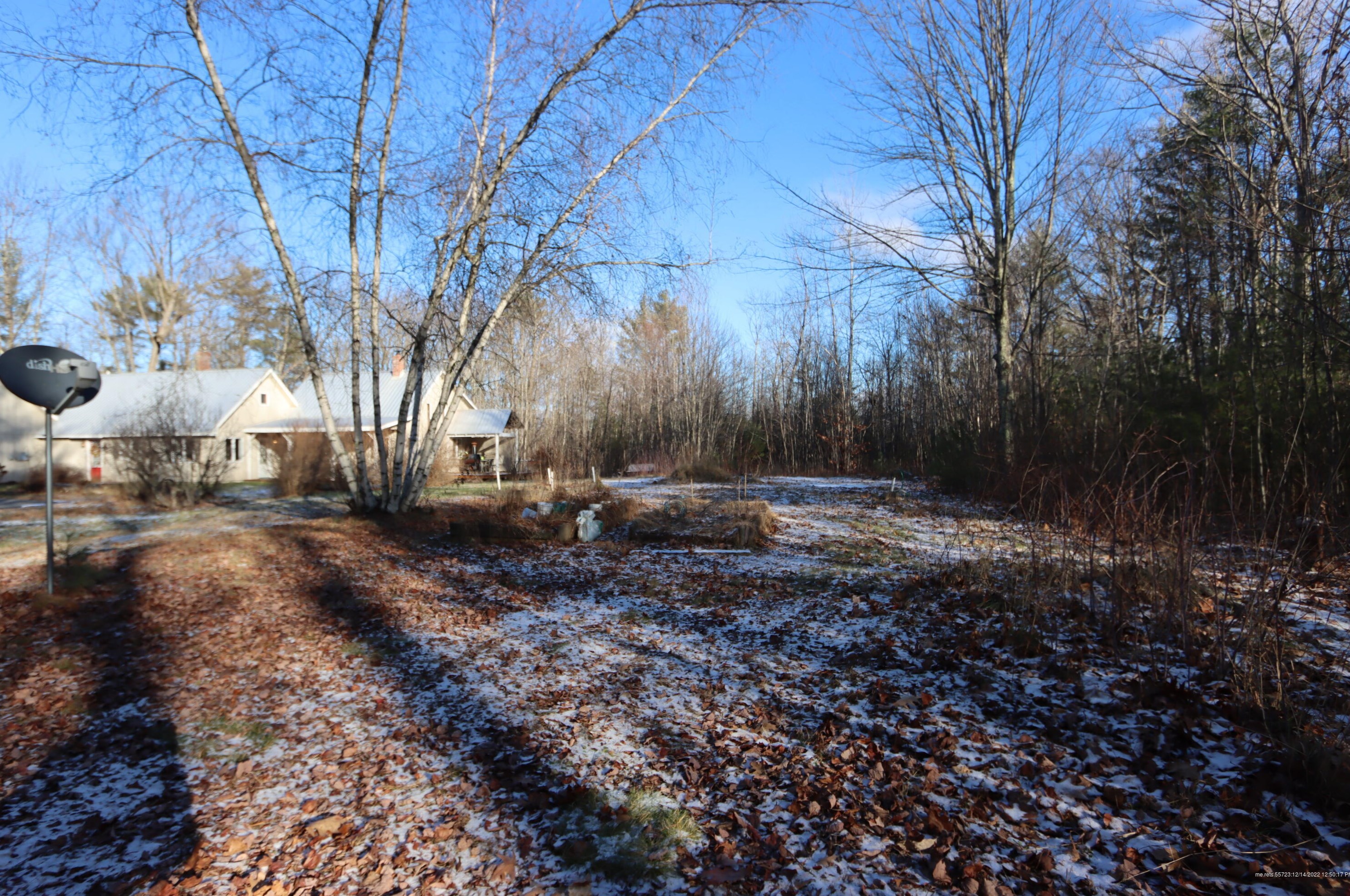 14 Rioux Dr, Leeds ME  04263-3943 exterior