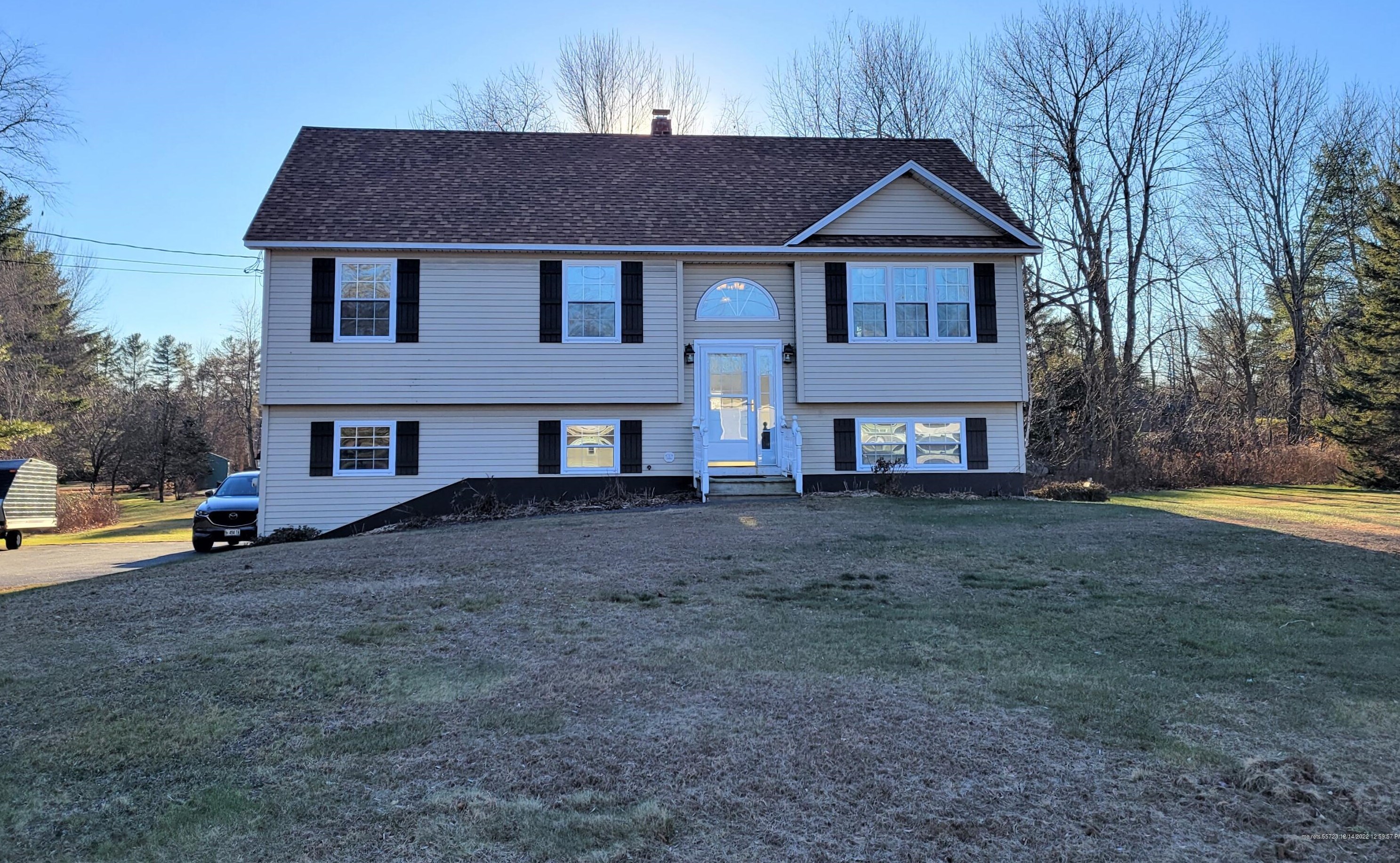 28 Rebecca Dr, Augusta, ME 04330