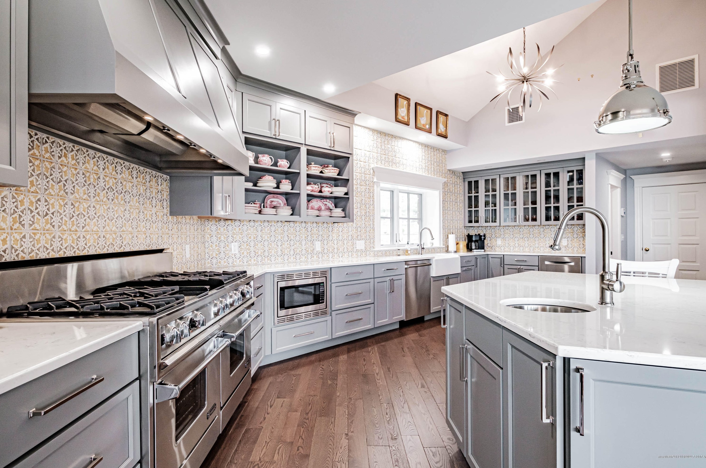 153 Foreside Rd, Portland ME  04110-1420 exterior