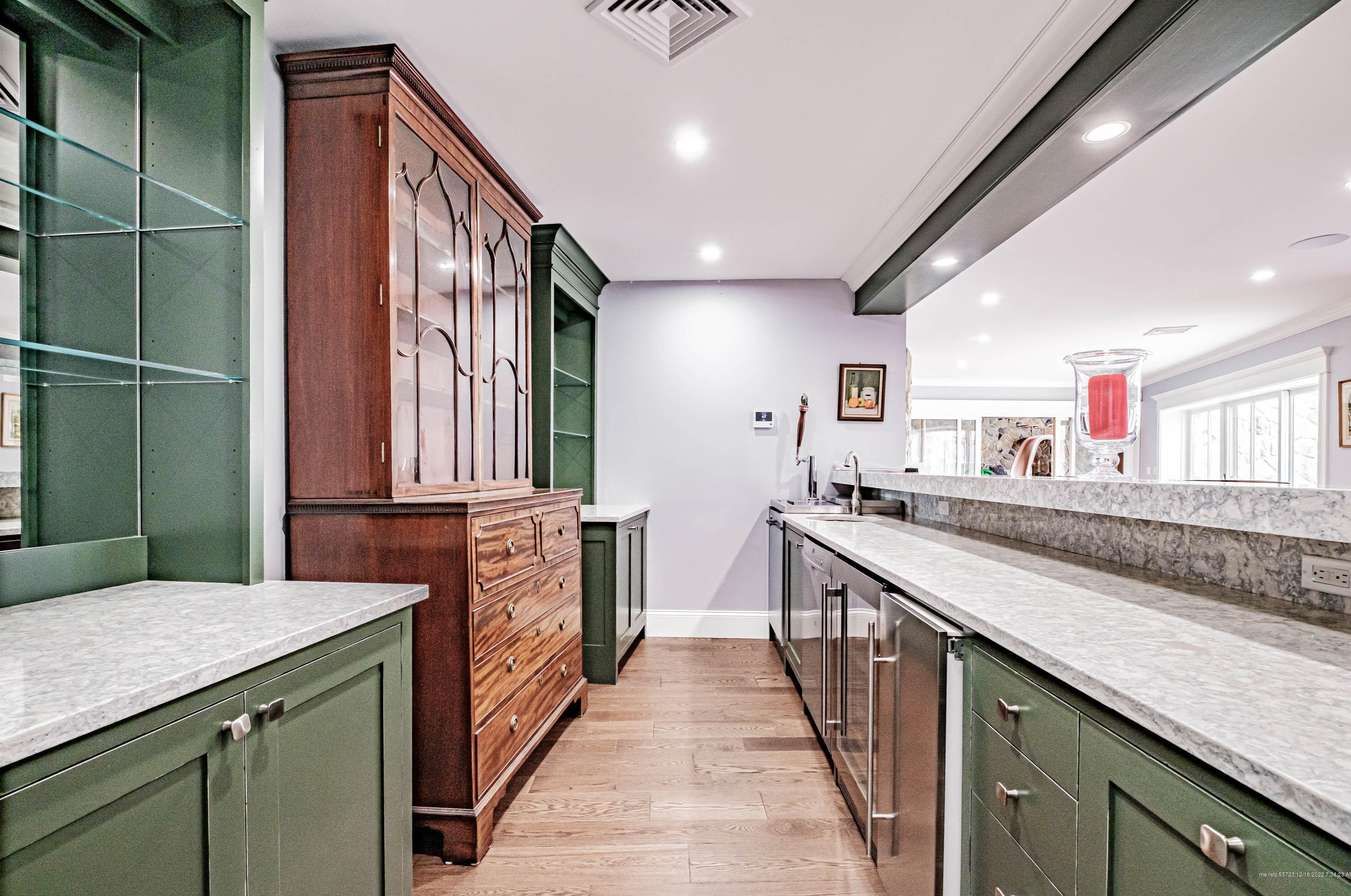 153 Foreside Rd, Portland ME  04110-1420 exterior