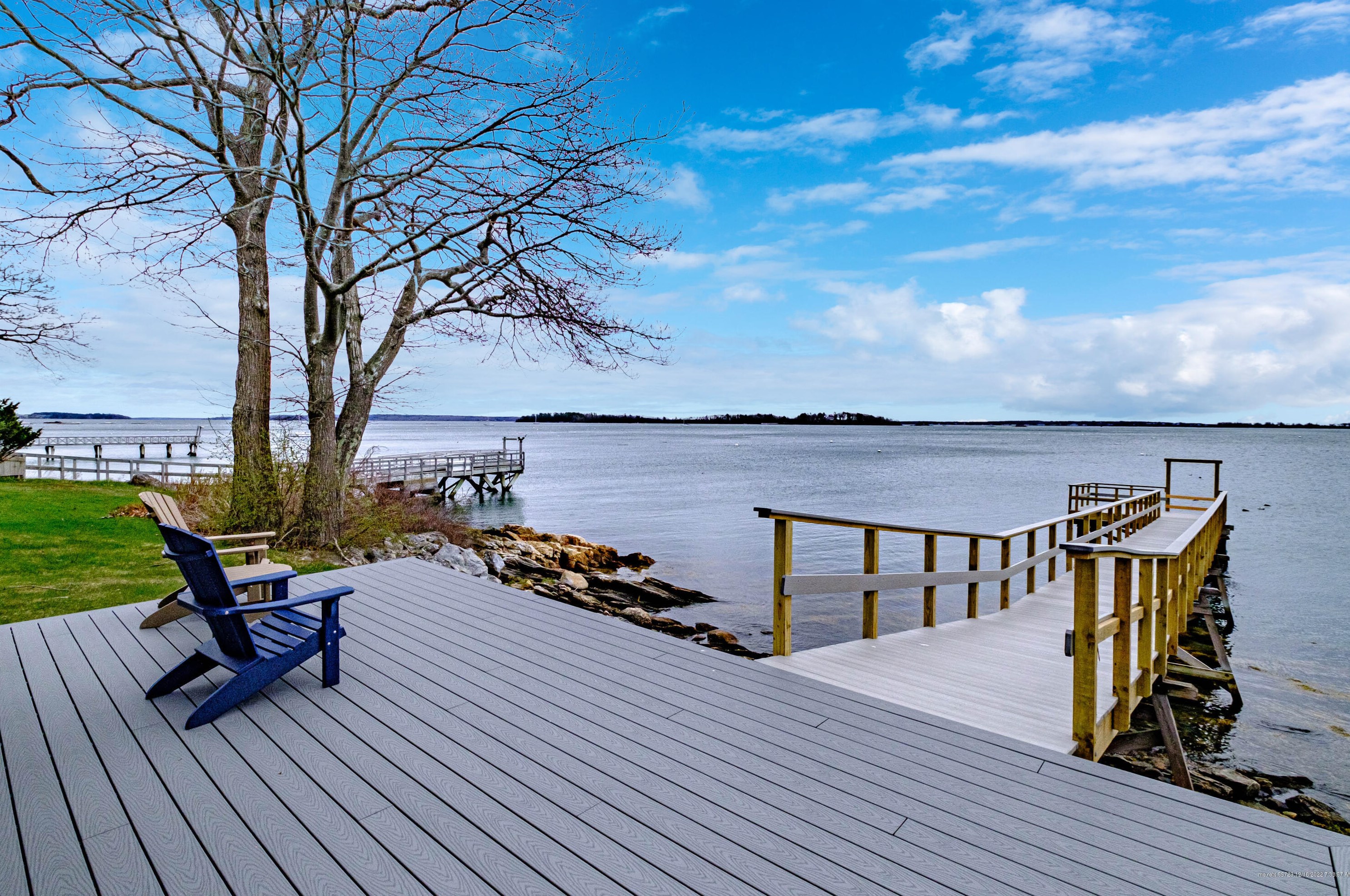 153 Foreside Rd, Portland ME  04110-1420 exterior