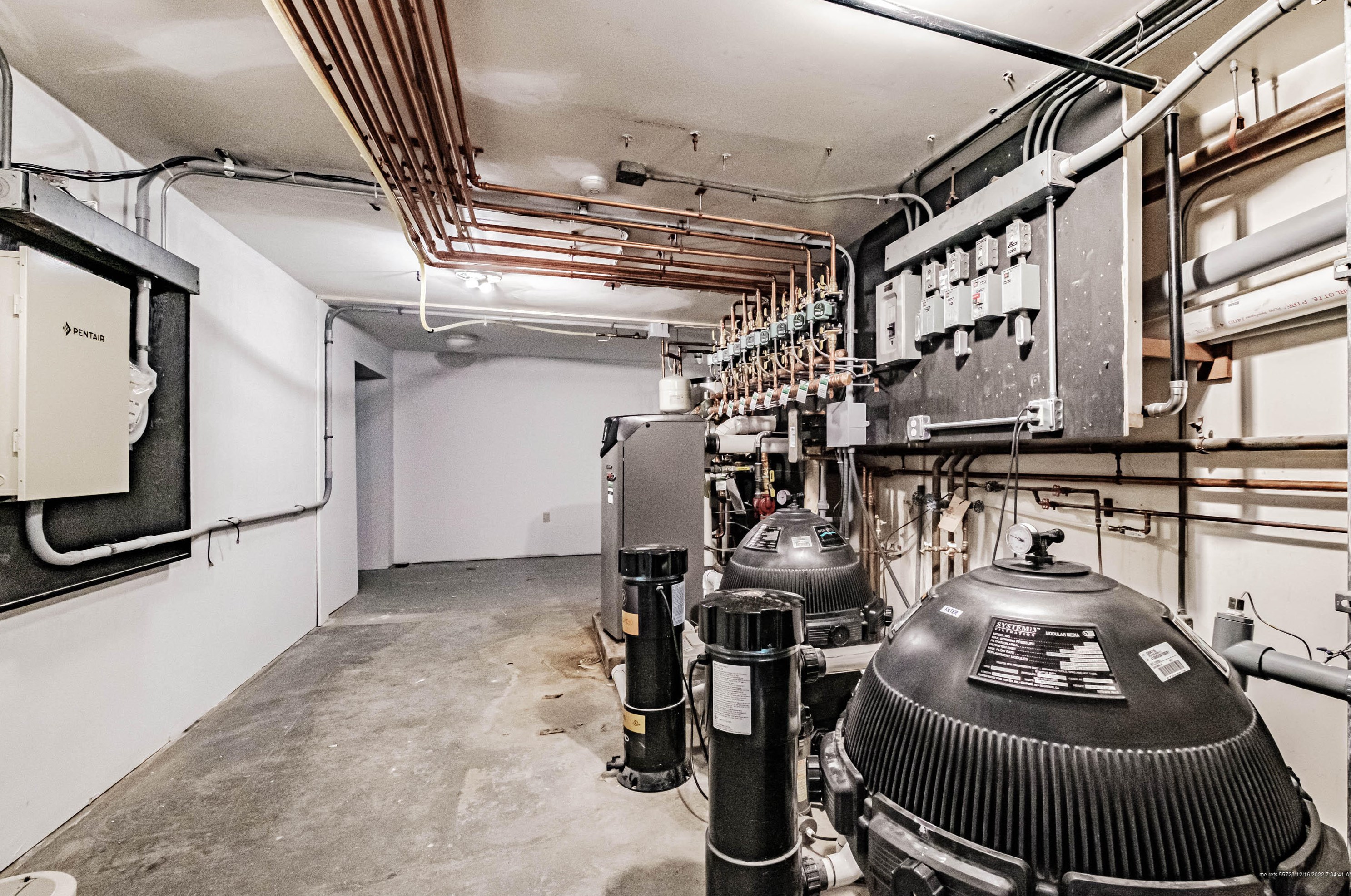 153 Foreside Rd, Portland ME  04110-1420 exterior