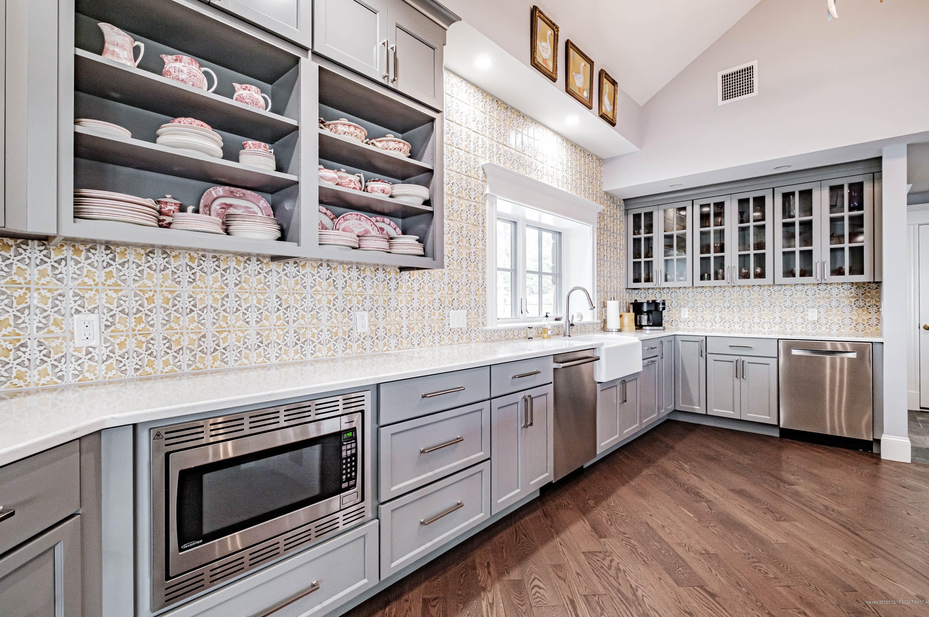 153 Foreside Rd, Portland ME  04110-1420 exterior