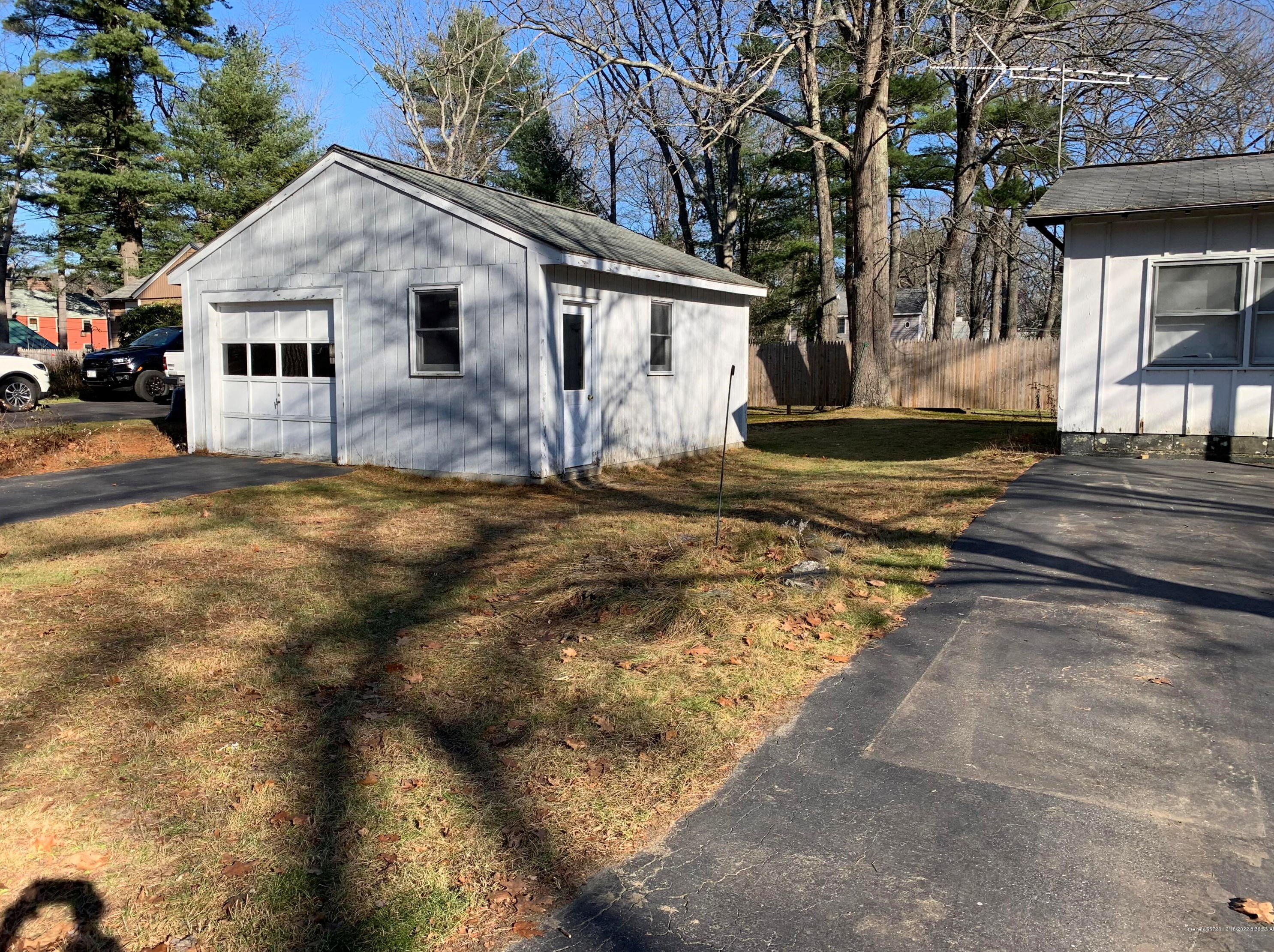 11 Curtis St, Mere Point, ME 04011