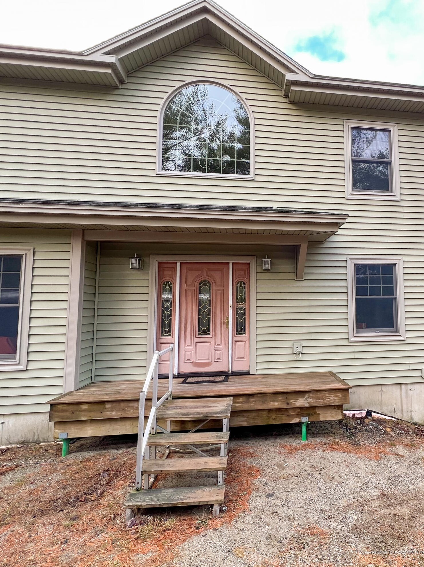 22 Tufts Ct, Surry, ME 04684-3347
