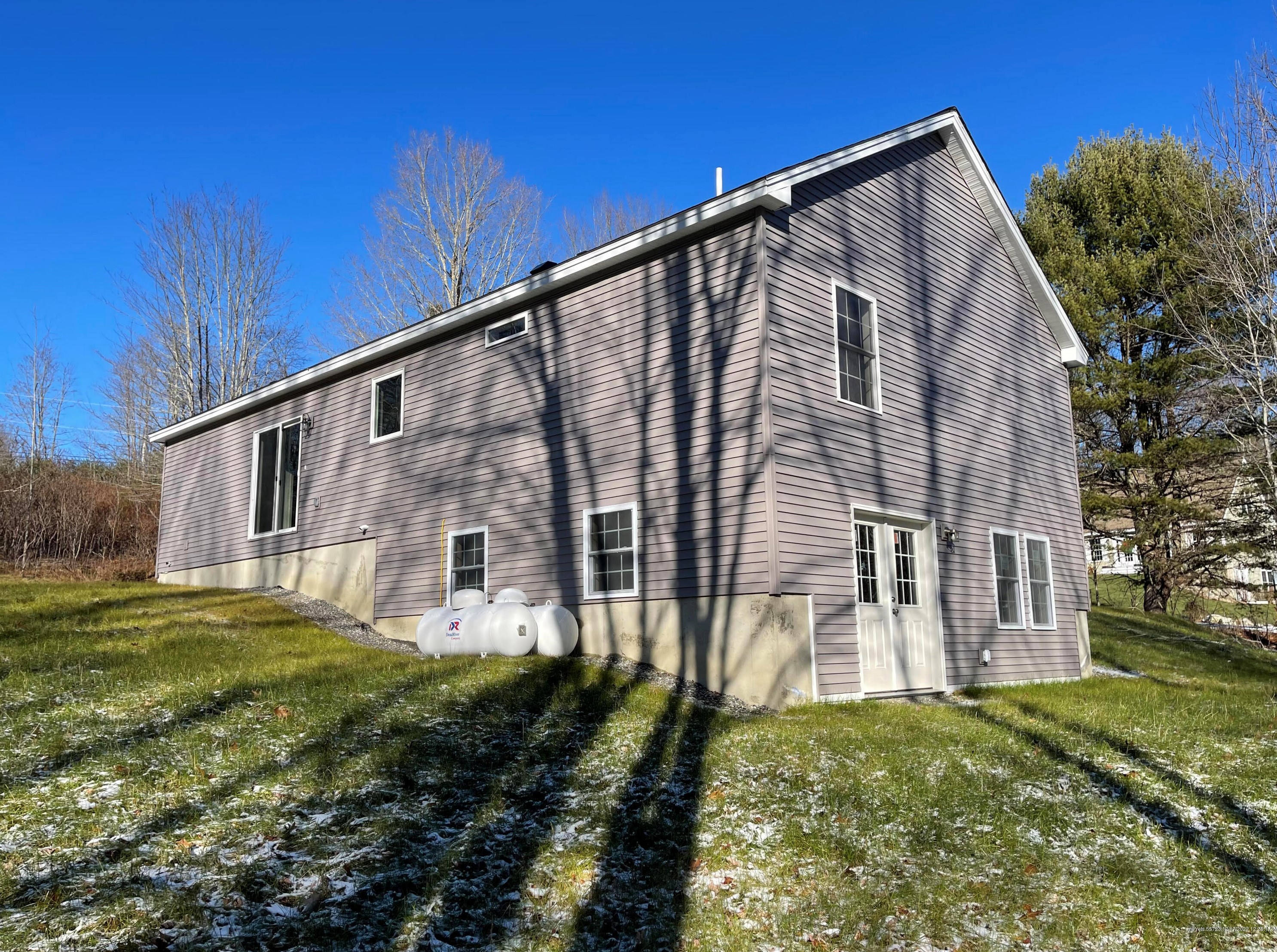 17 Vlg Vly Rd, Nobleboro, ME 04555