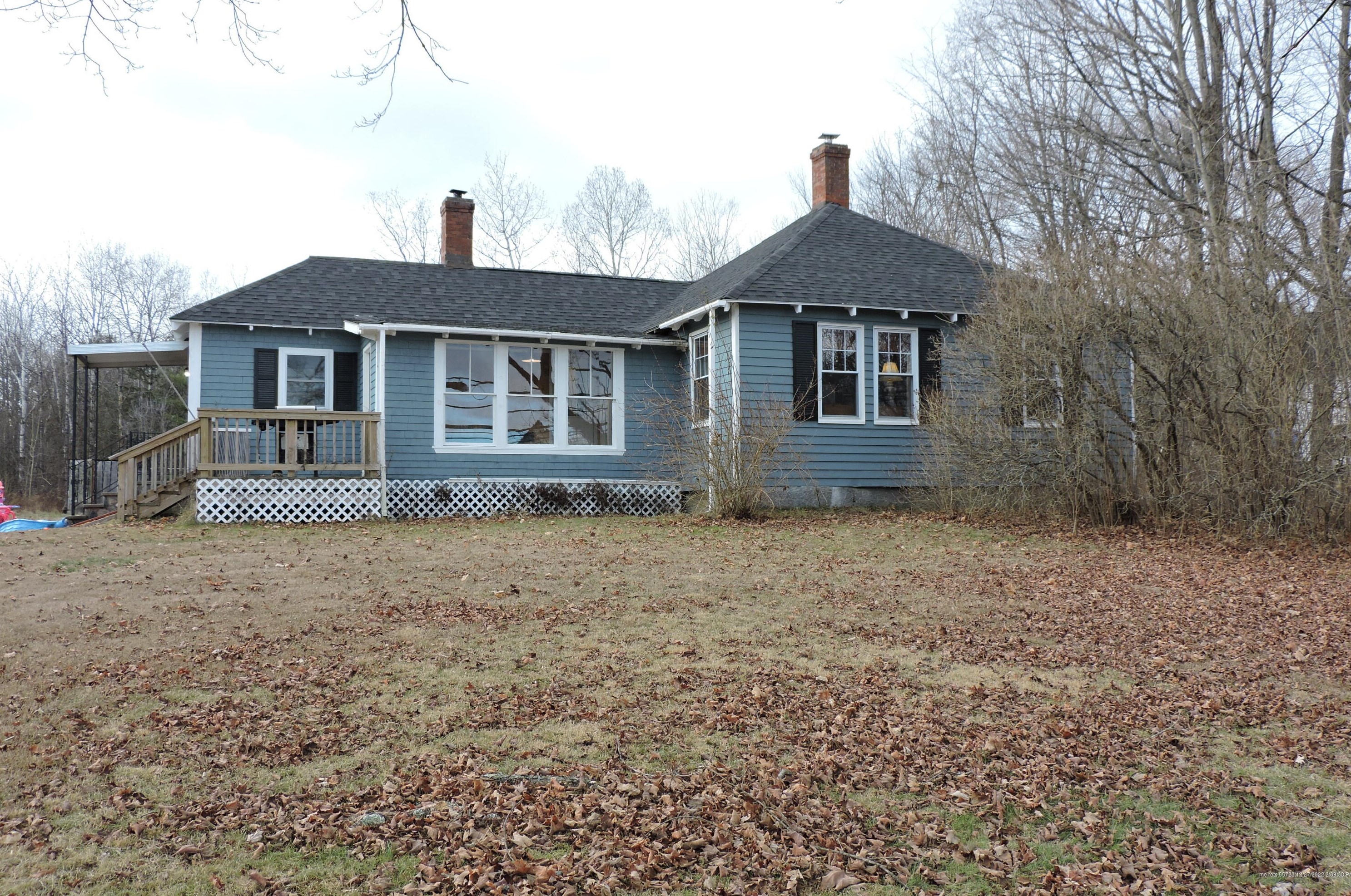 142 Railroad St, Clinton, ME 04927