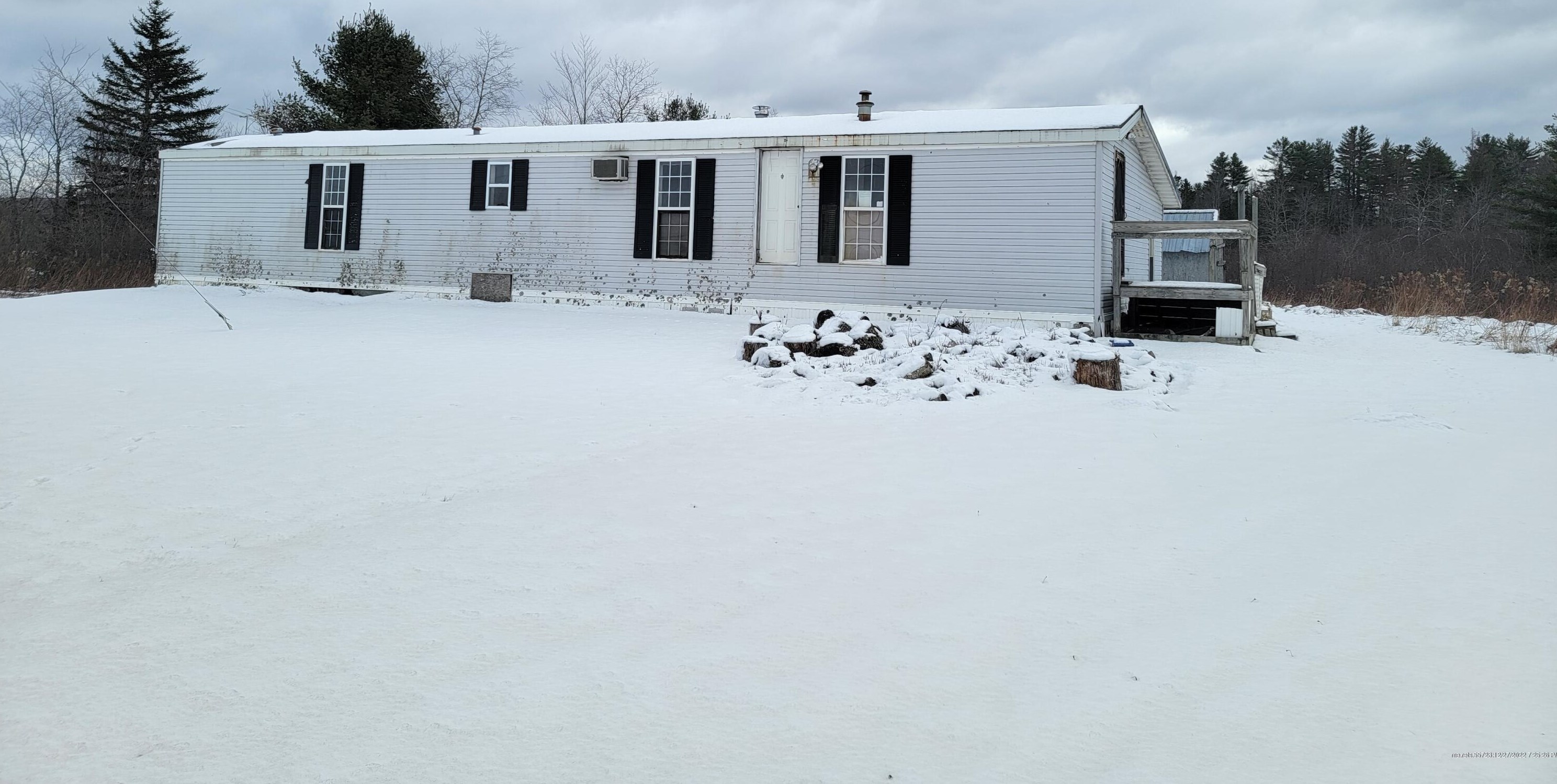 50 N N Searsport Rd, Frankfort, ME 04438