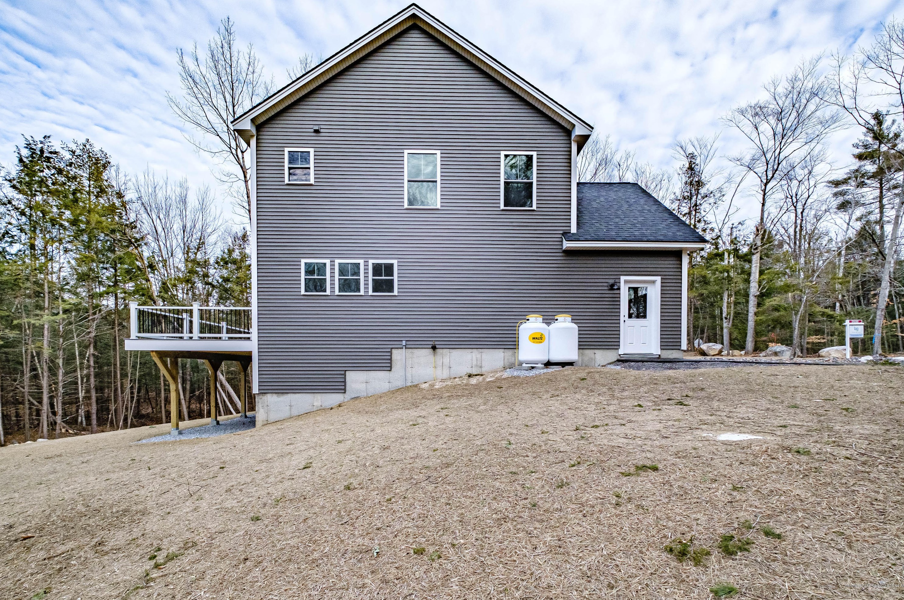 160 Smith Rd, Windham ME  04062-5407 exterior