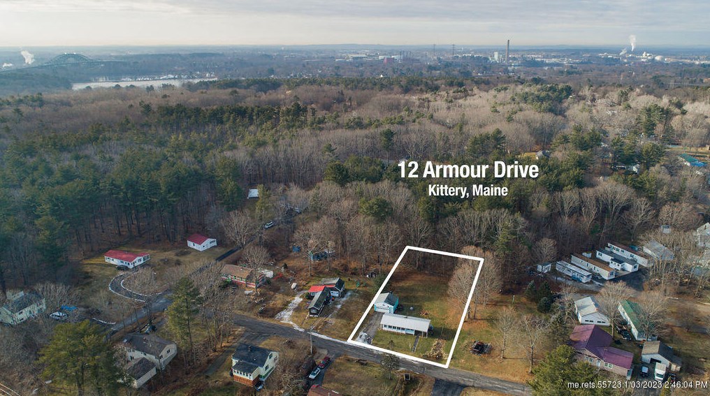 12 Armour Dr, Kittery, ME 03904