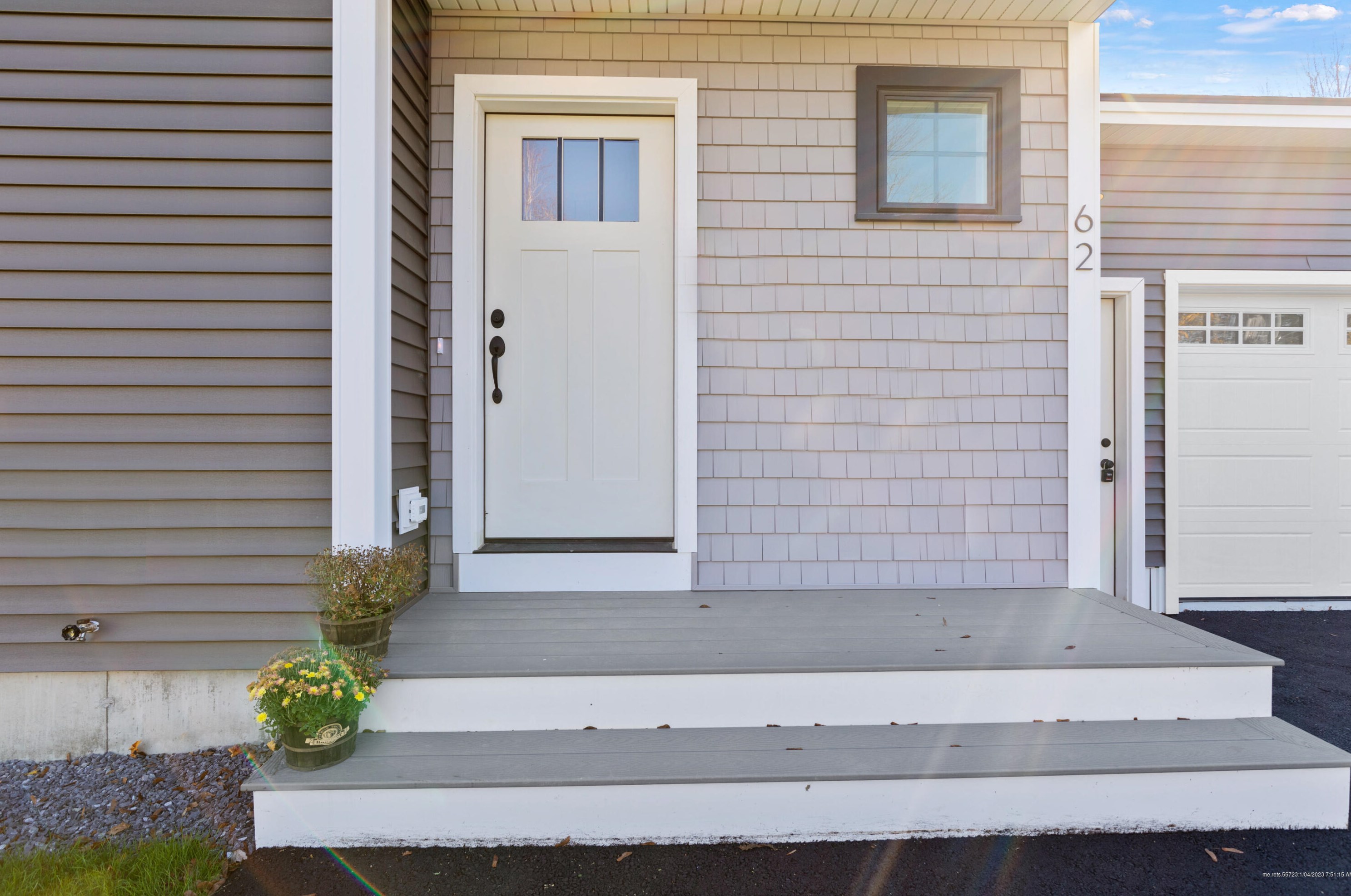 62 Hicks St, Portland, ME 04103-1130