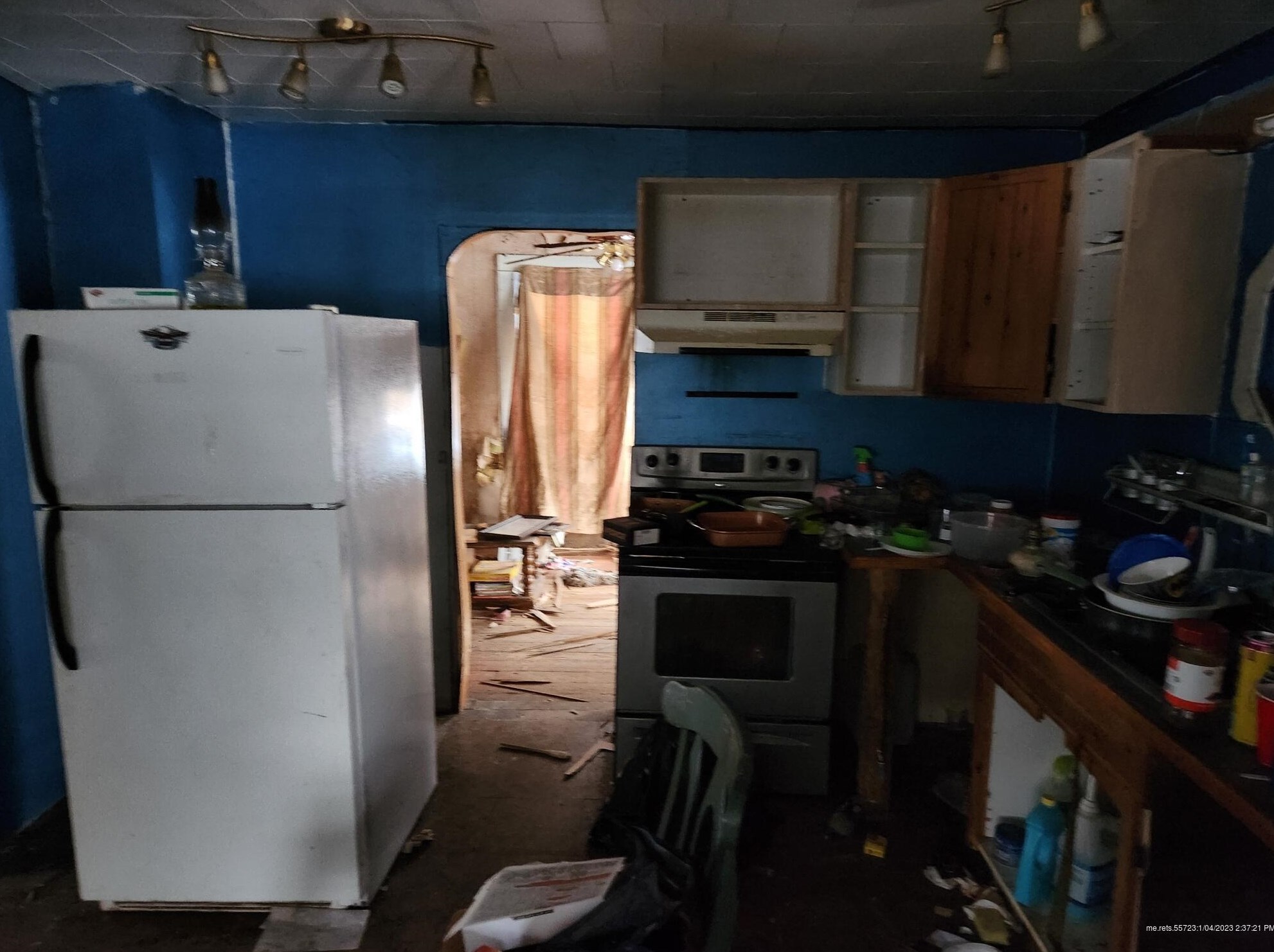 489 Aroostook Ave, Millinocket, ME 04462