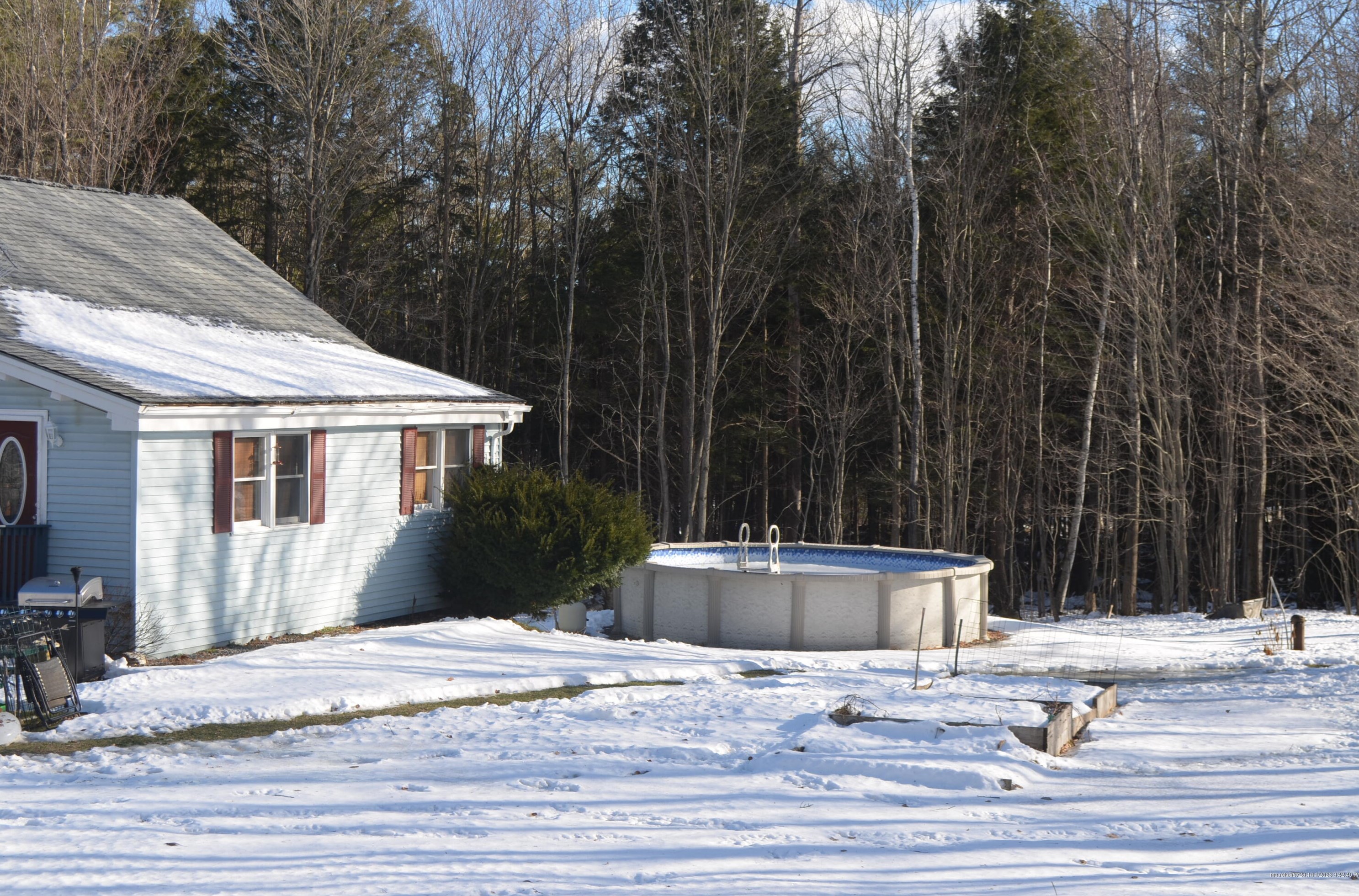 29 Hillside Dr, Turner, ME 04282