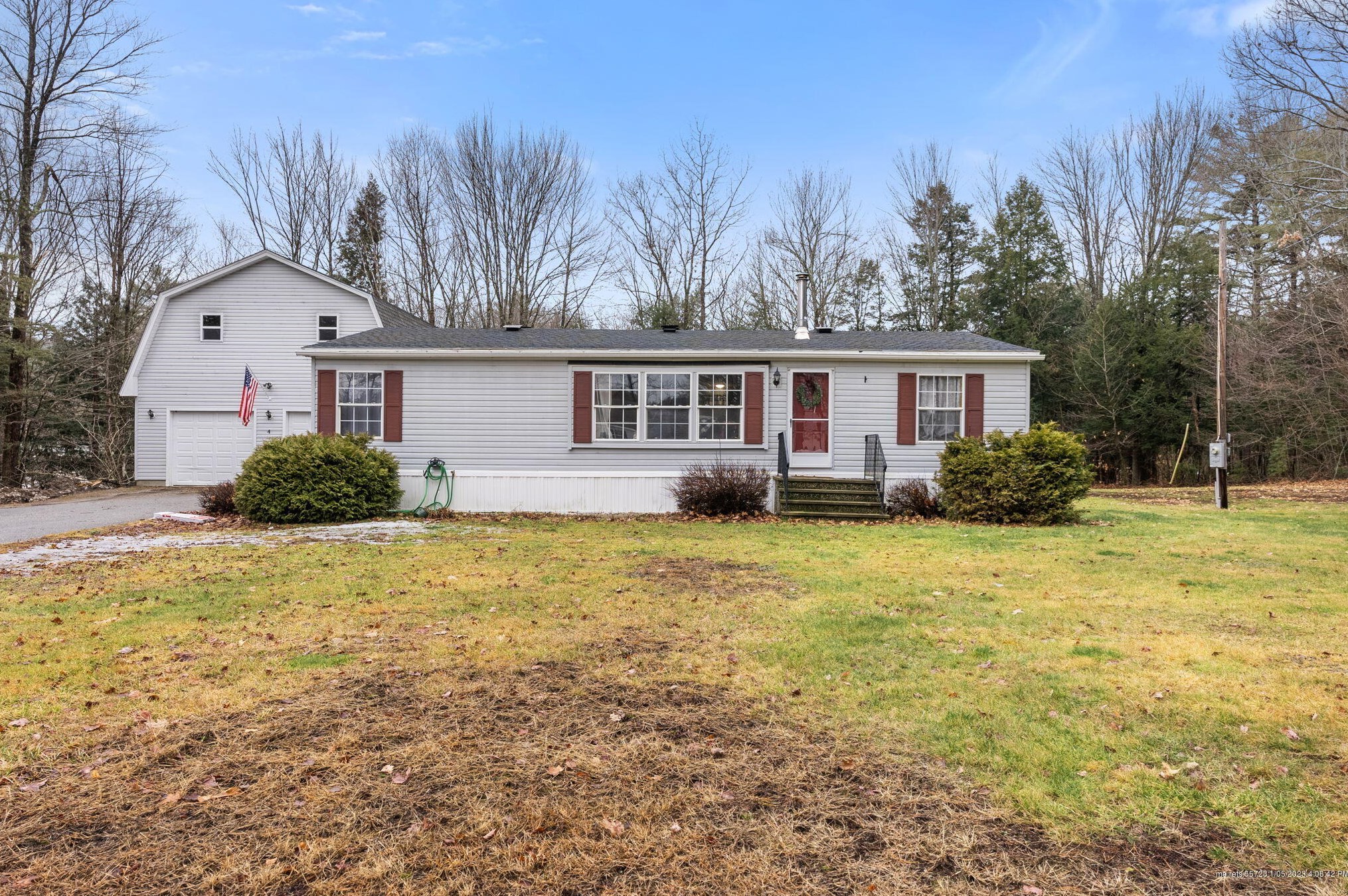 16 Moody Wy, Turner, ME 04282